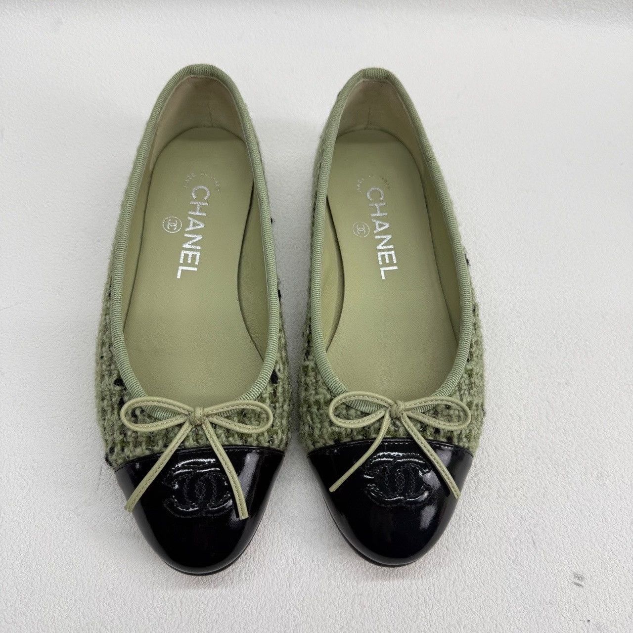 Chanel Chanel Tweed Ballet Flats Size 35.5 Size US 5.5 / IT 35.5 - 3 Thumbnail
