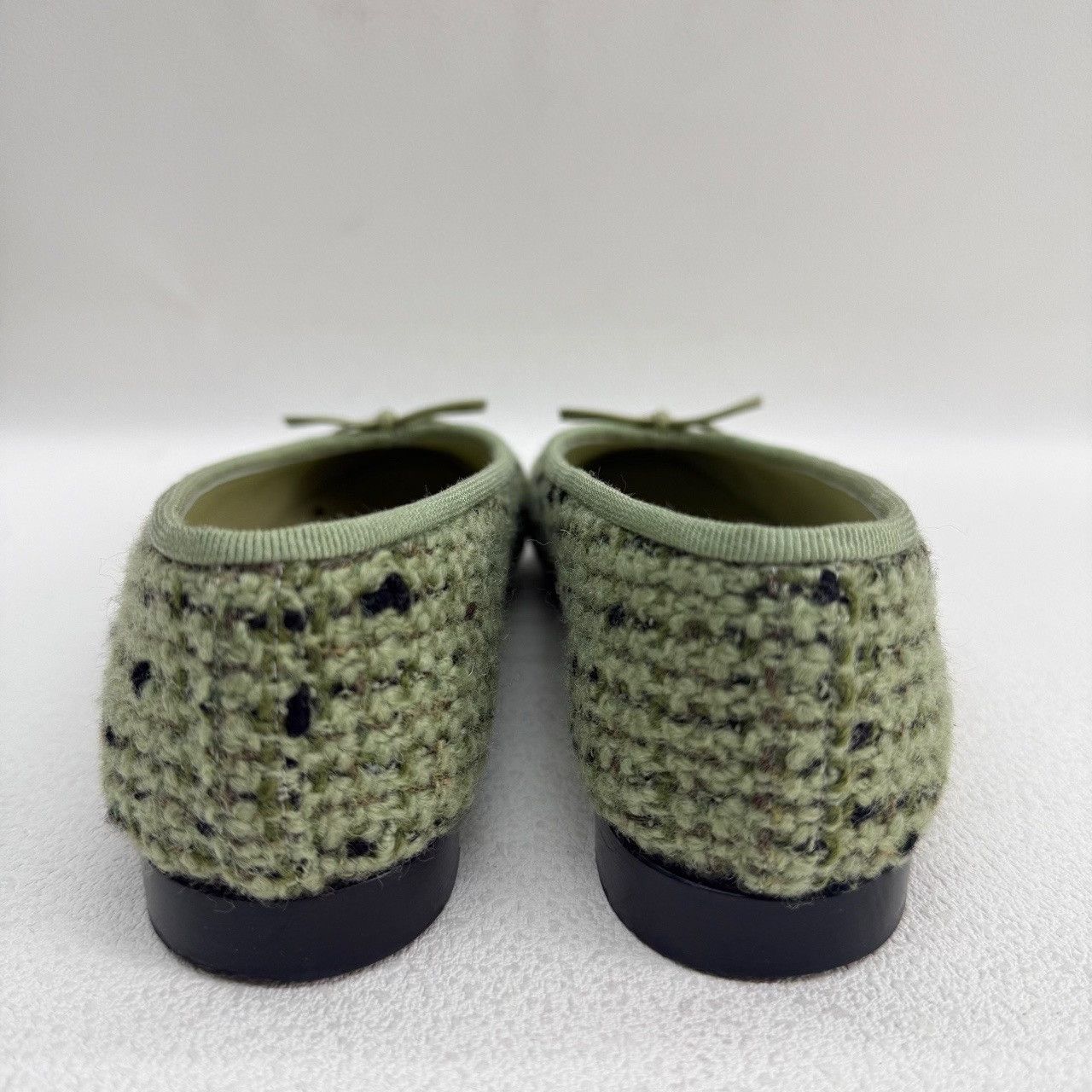 Chanel Chanel Tweed Ballet Flats Size 35.5 Size US 5.5 / IT 35.5 - 6 Thumbnail