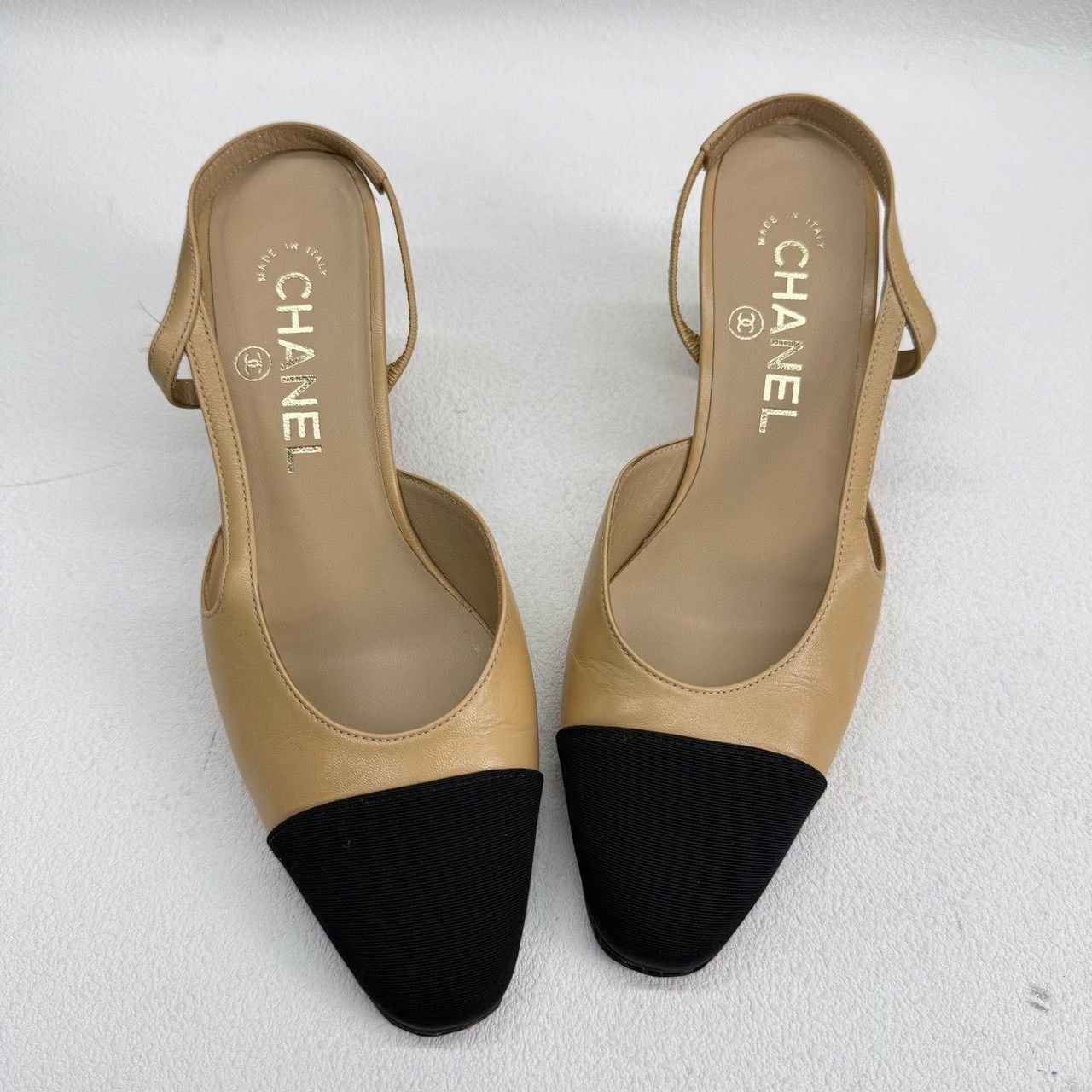 Chanel Chanel Slingback Heels Beige Black Size 36 Size US 6 / IT 36 - 10 Thumbnail