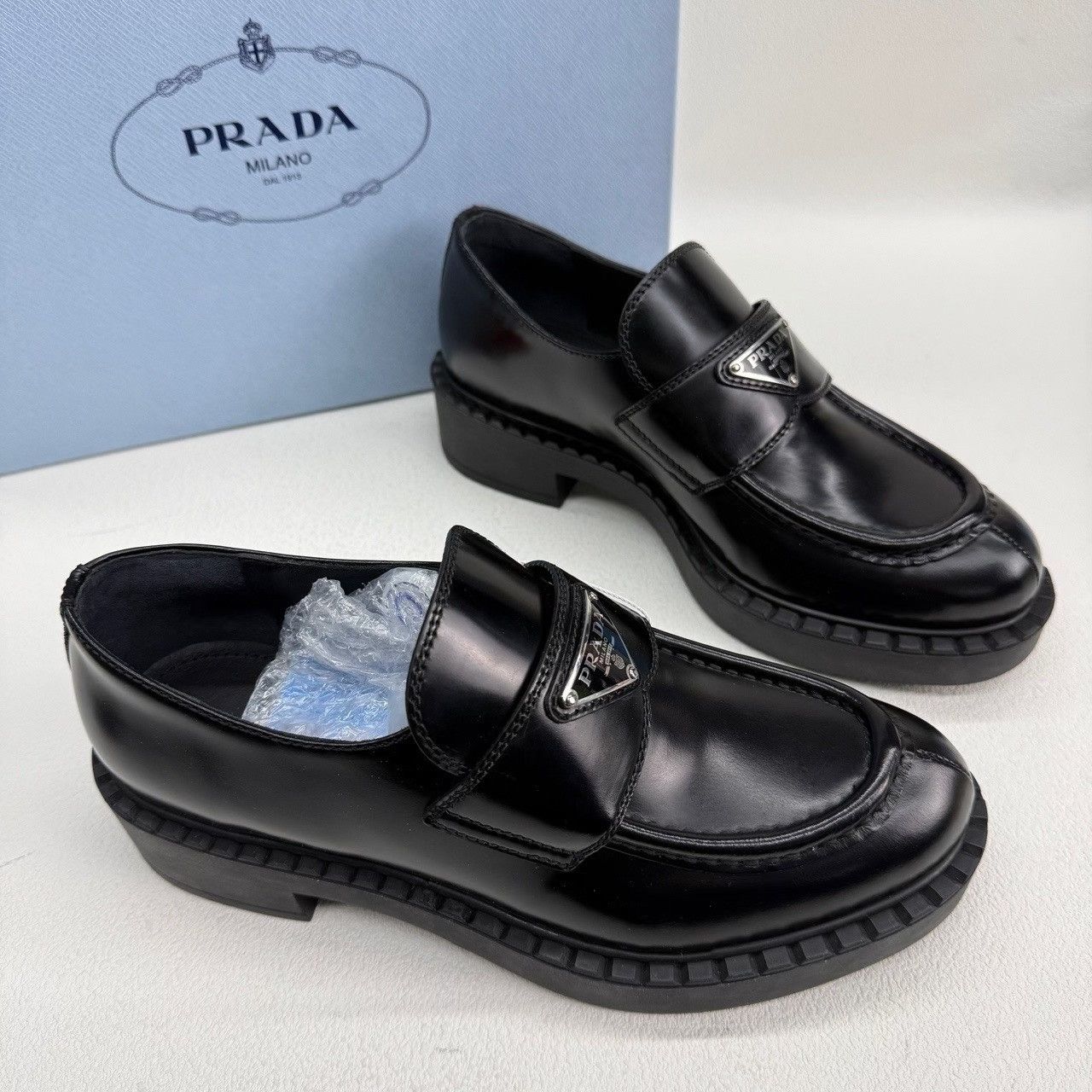 Prada Prada Leather Loafers Size 37 Size US 7 / IT 37 - 5 Thumbnail
