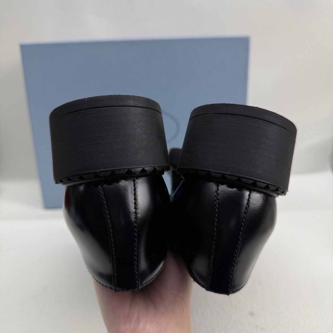 Prada Prada Leather Loafers Size 37 Size US 7 / IT 37 - 10 Thumbnail