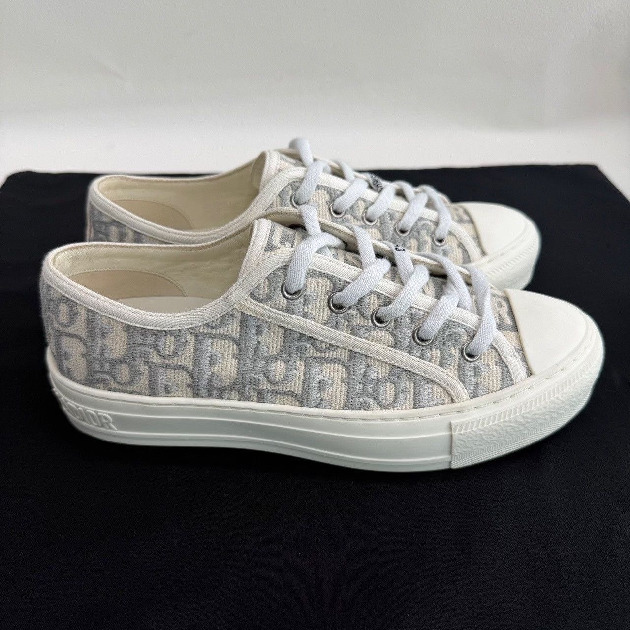 Dior Dior Oblique Walk'n'Dior Sneakers Size 37.5 Size US 7.5 / IT 37.5 - 5 Thumbnail