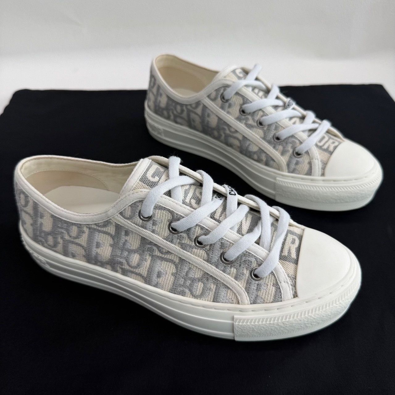 Dior Dior Oblique Walk'n'Dior Sneakers Size 37.5 Size US 7.5 / IT 37.5 - 4 Thumbnail