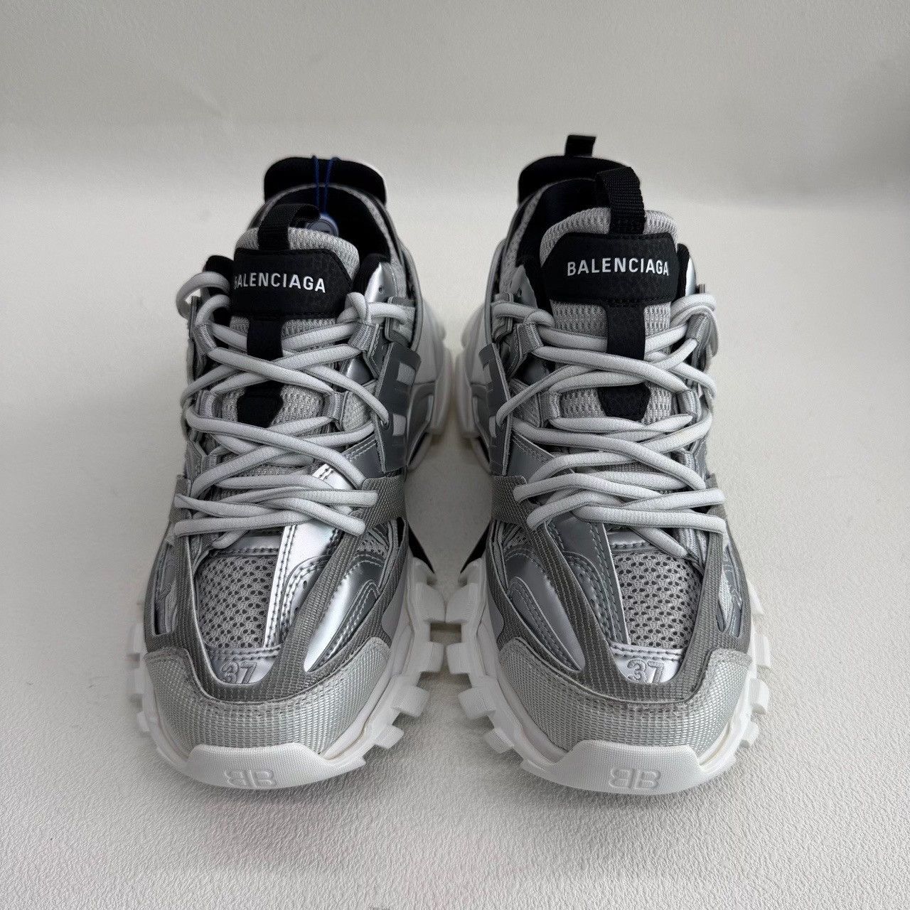 Balenciaga Balenciaga Silver Track Sneakers Size 37 Size US 7 / IT 37 - 3 Thumbnail