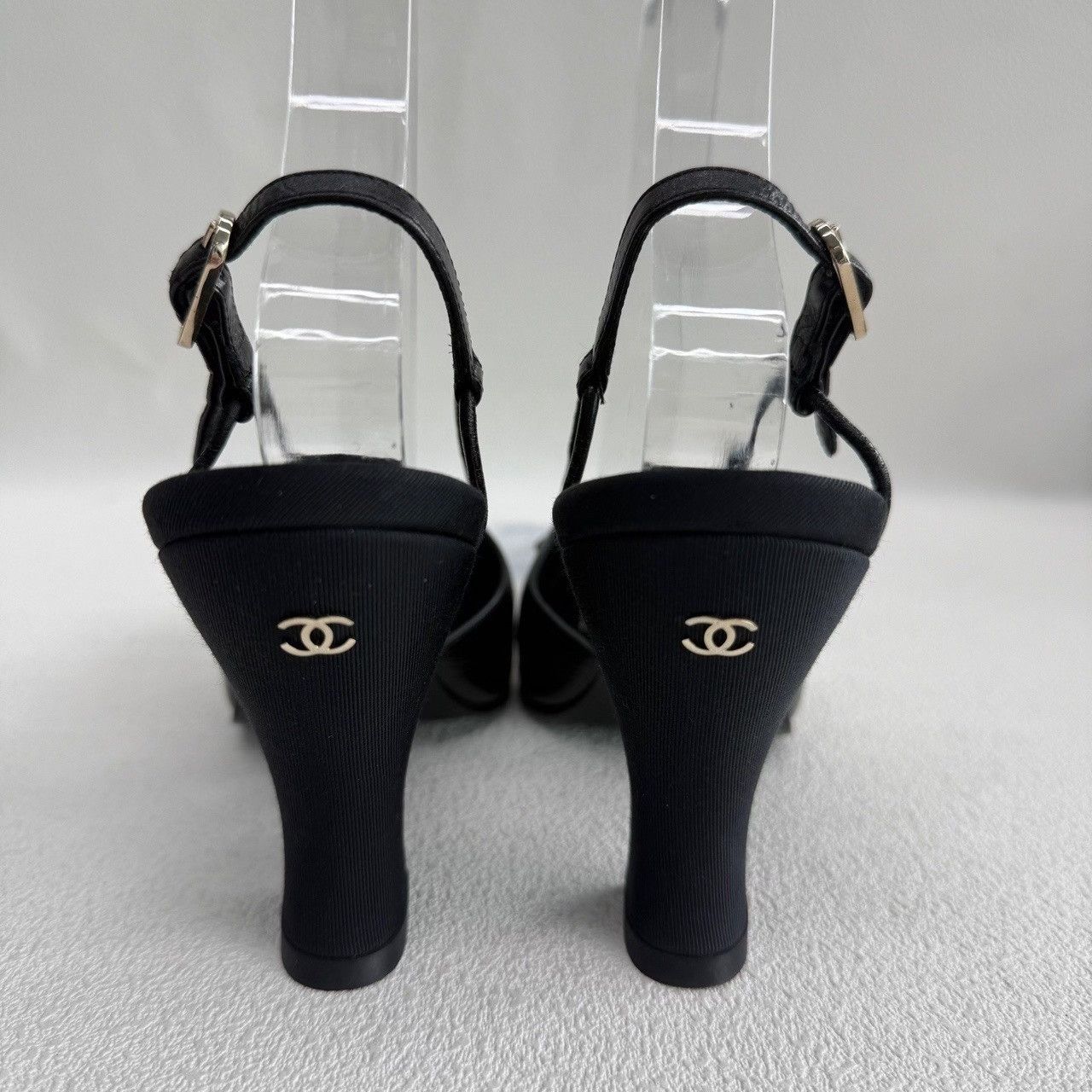 Chanel Chanel Bow Pointed Toe Heels Size 36 Size US 6 / IT 36 - 6 Thumbnail