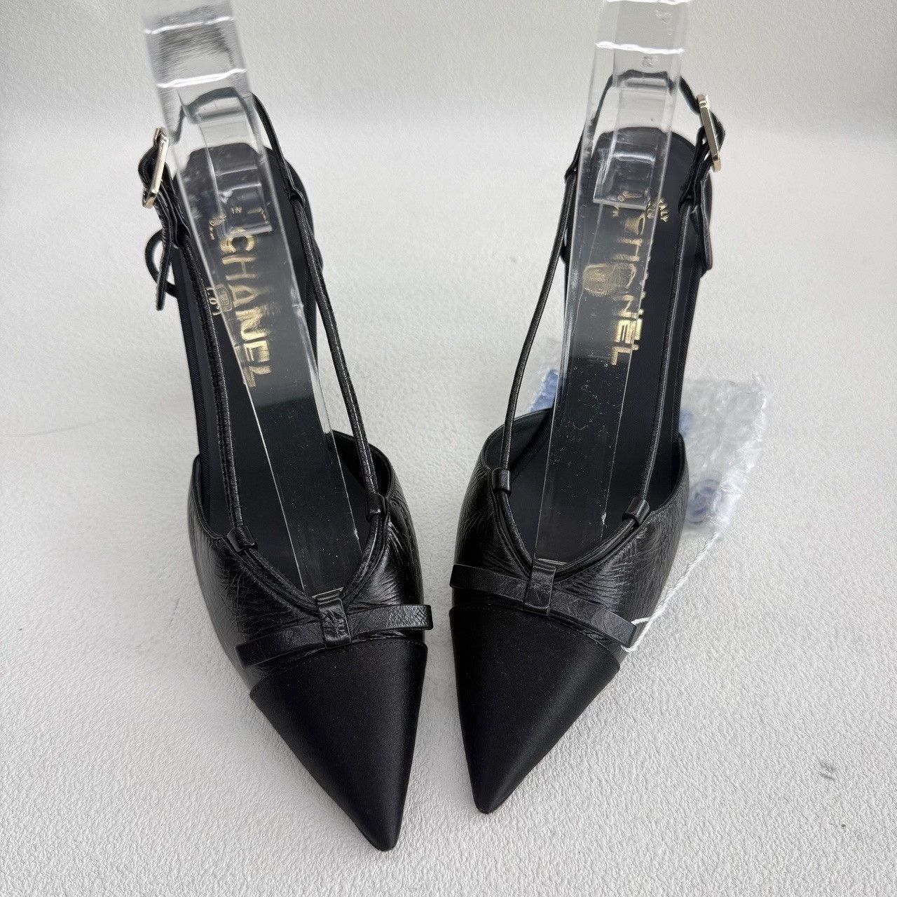 Chanel Chanel Bow Pointed Toe Heels Size 36 Size US 6 / IT 36 - 10 Thumbnail