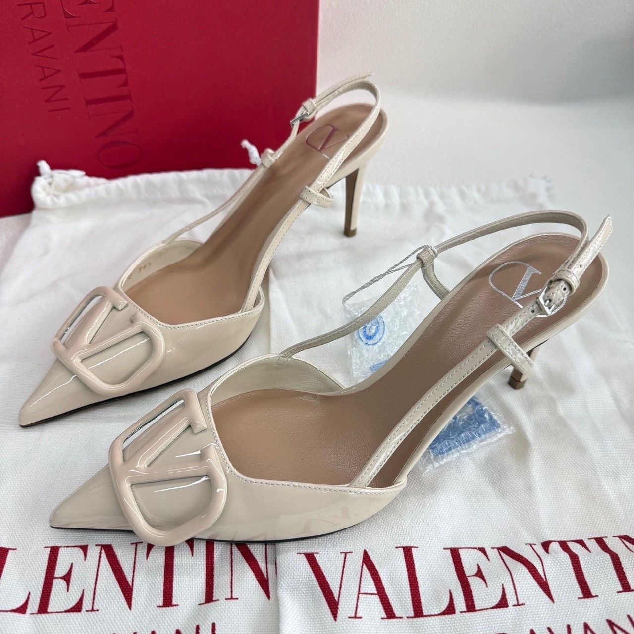 Valentino Valentino Garavani VLogo Heels Size 36.5 Size US 6.5 / IT 36.5 - 3 Thumbnail