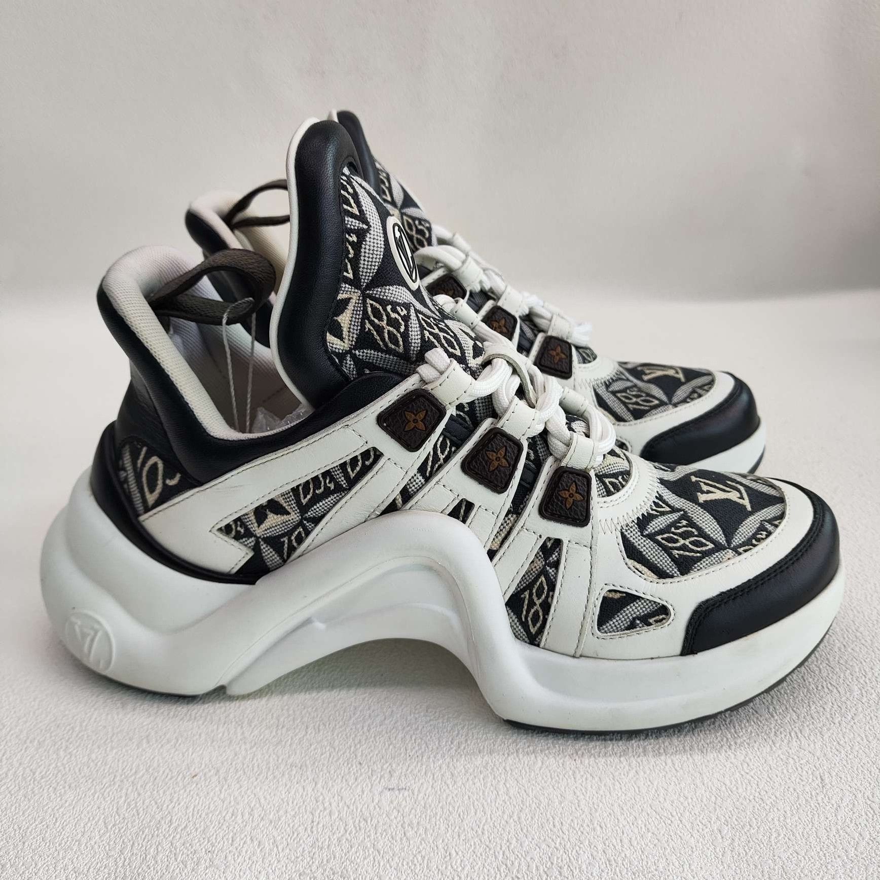 Louis Vuitton Louis Vuitton Archlight Monogram Sneakers Size 37 Size US 7 / IT 37 - 5 Thumbnail