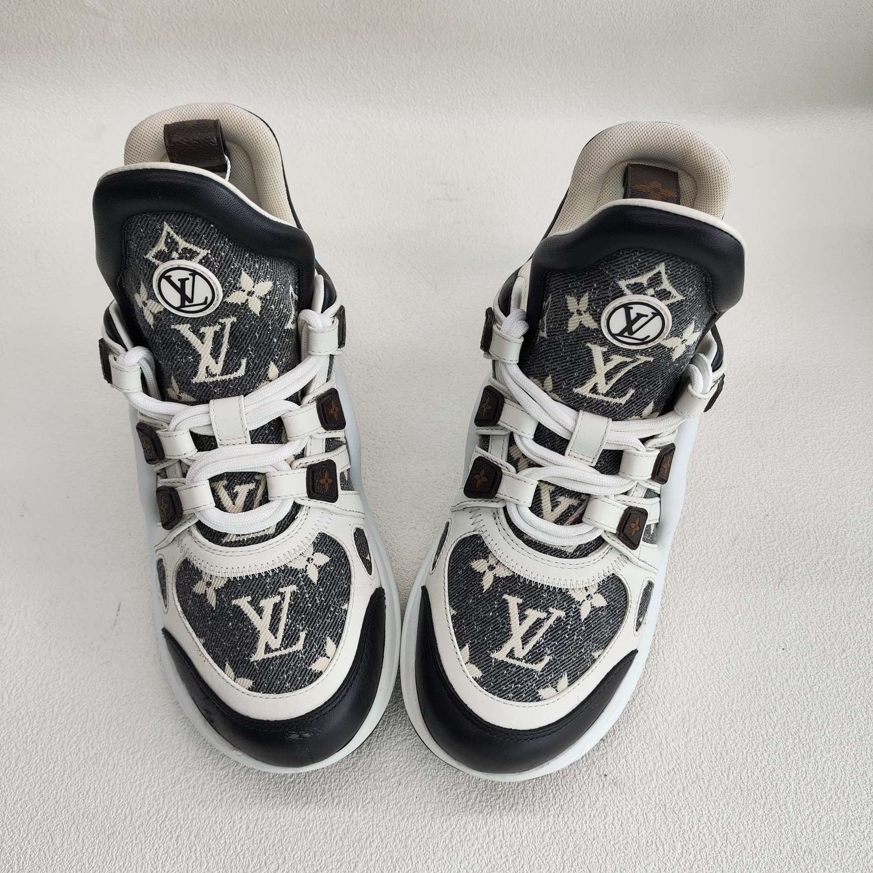 Louis Vuitton Louis Vuitton Archlight Monogram Denim Sneakers 37.5 Size US 7.5 / IT 37.5 - 10 Thumbnail