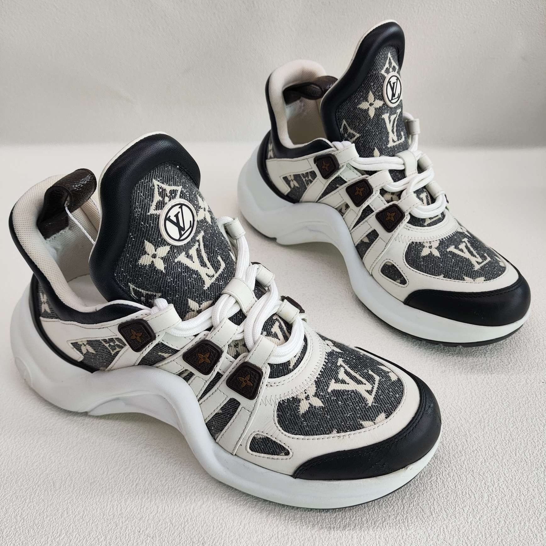 Louis Vuitton Louis Vuitton Archlight Monogram Denim Sneakers 37.5 Size US 7.5 / IT 37.5 - 4 Thumbnail
