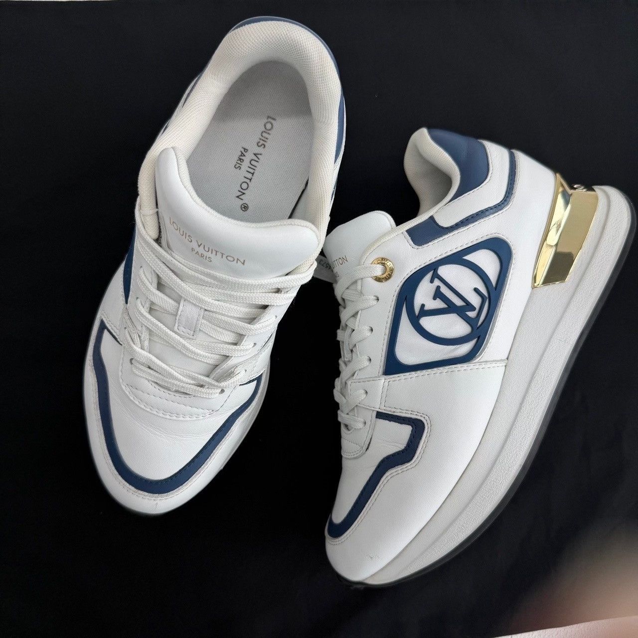 Louis Vuitton Louis Vuitton Neo Run Away Sneakers Size 36.5 Size US 5.5 / IT 35.5 - 8 Thumbnail