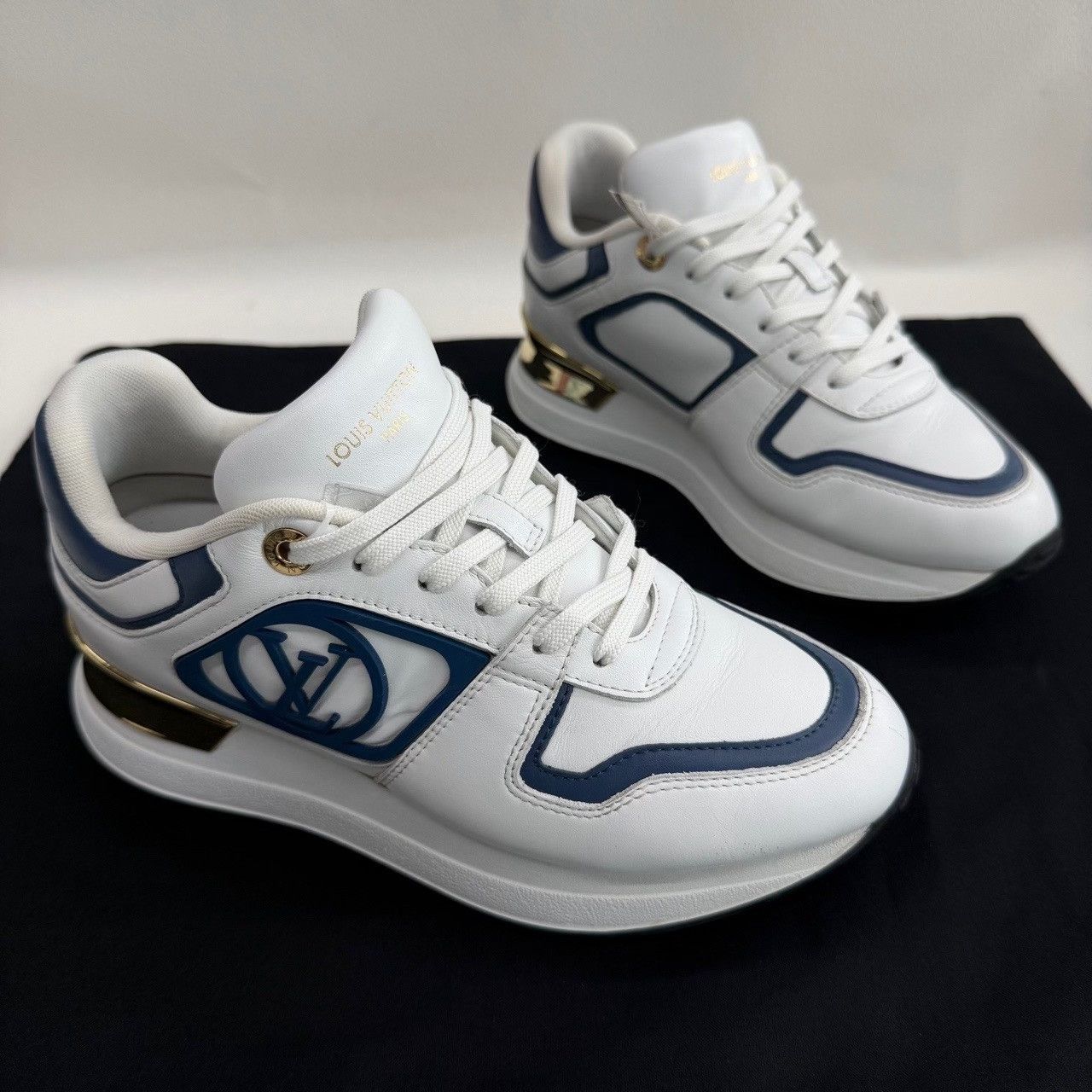 Louis Vuitton Louis Vuitton Neo Run Away Sneakers Size 36.5 Size US 5.5 / IT 35.5 - 4 Thumbnail