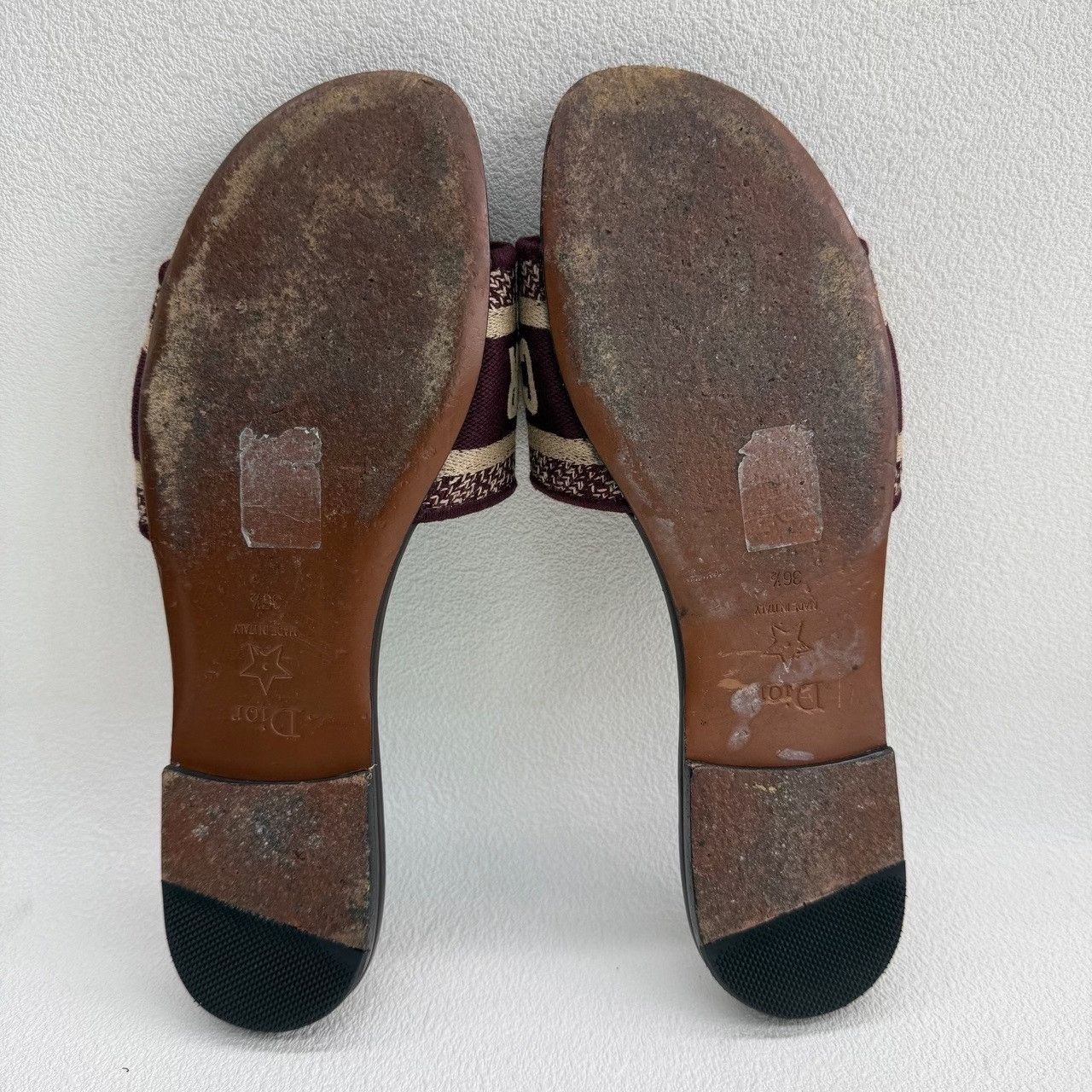 Dior Dior Dway Embroidered Slide Sandals Size 36.5 Size US 6.5 / IT 36.5 - 8 Thumbnail