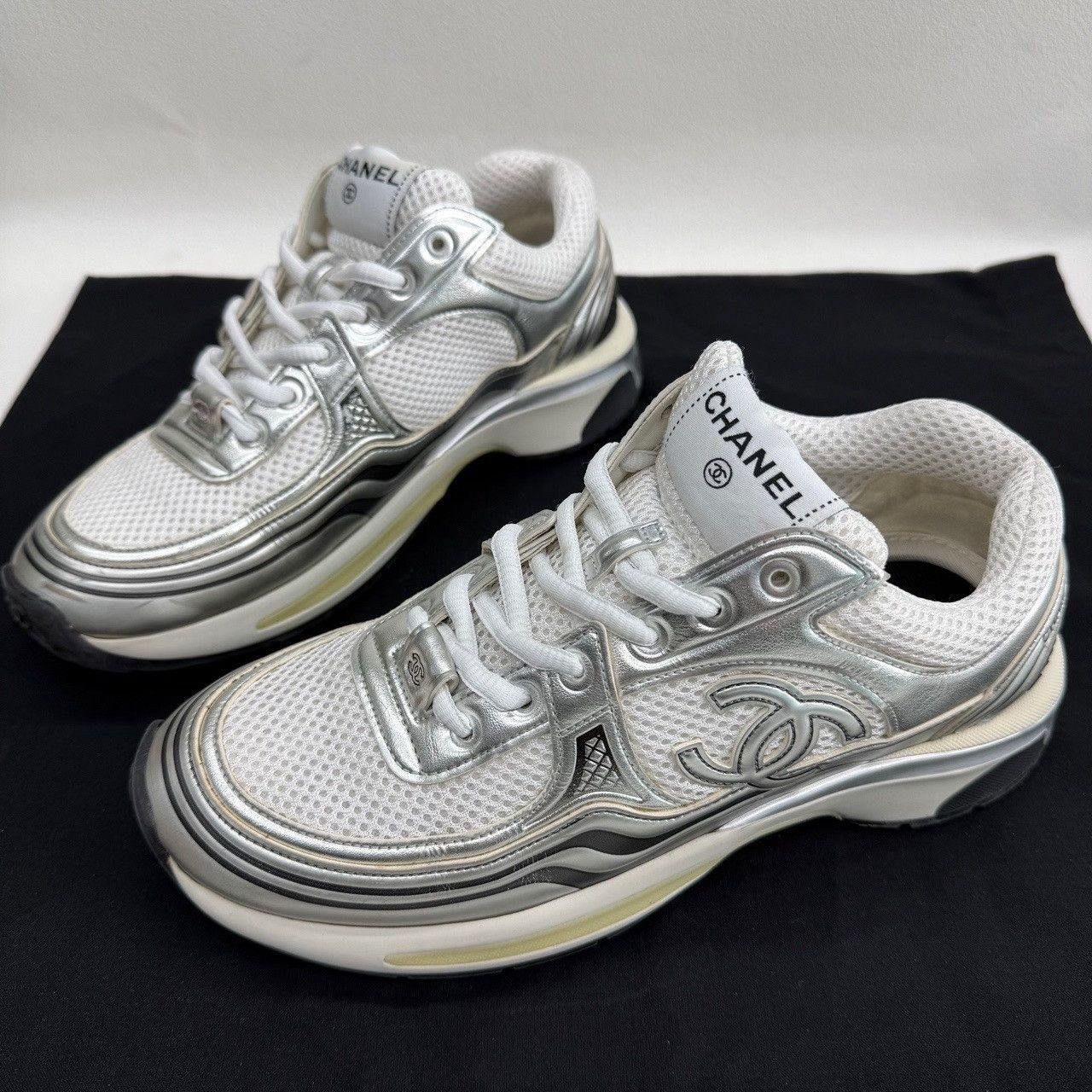 Chanel Chanel Silver Metallic Low-Top Sneakers 37.5 Size US 7.5 / IT 37.5 - 2 Thumbnail