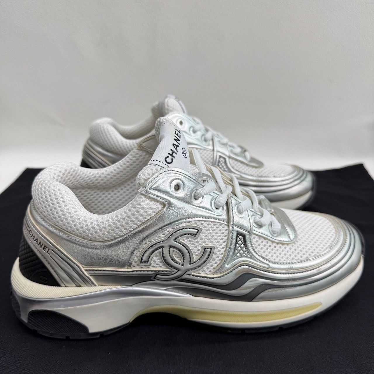 Chanel Chanel Silver Metallic Low-Top Sneakers 37.5 Size US 7.5 / IT 37.5 - 5 Thumbnail