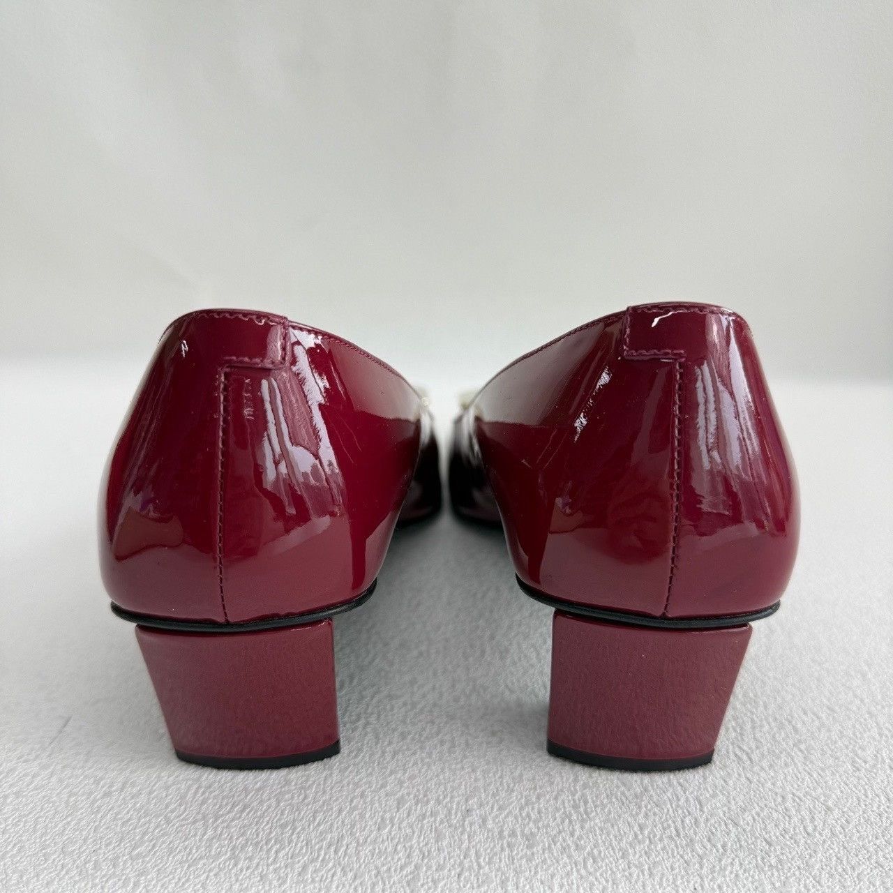 Roger Vivier Roger Vivier Patent Leather Buckle Heels Size 37.5 Size US 7.5 / IT 37.5 - 6 Thumbnail