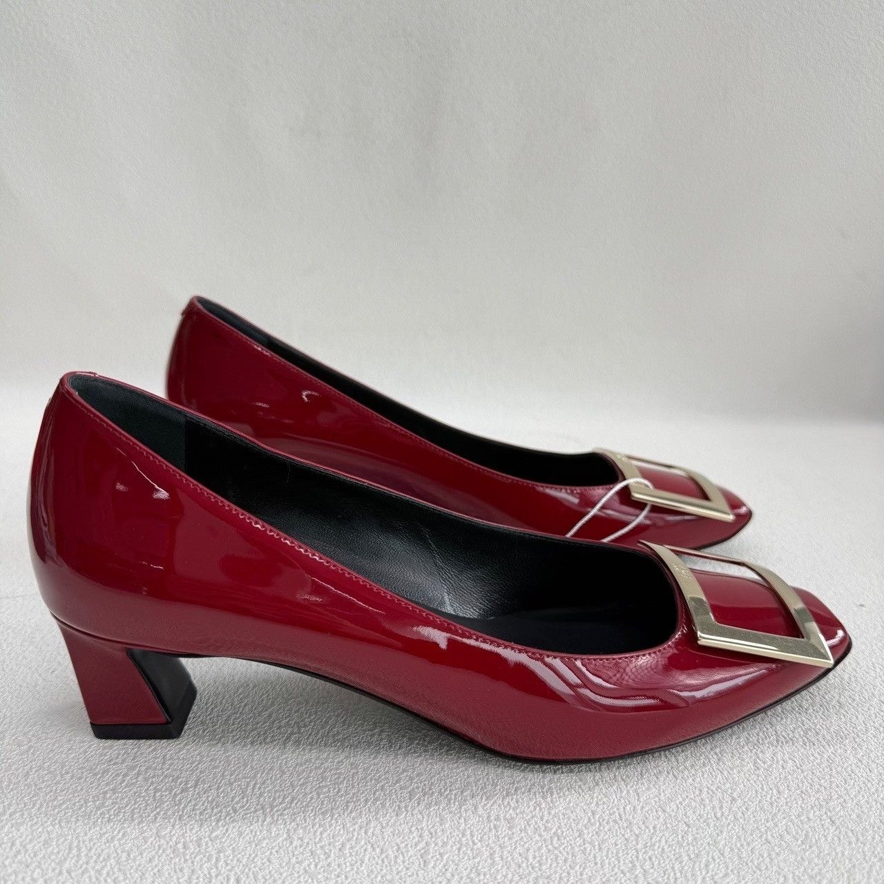 Roger Vivier Roger Vivier Patent Leather Buckle Heels Size 37 Size US 7 / IT 37 - 5 Thumbnail
