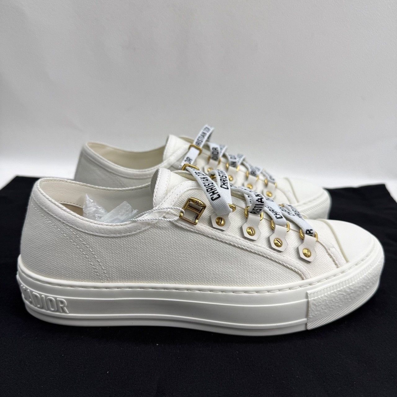 Dior Dior White Walk'n'Dior Sneakers Size 36.5 Size US 5.5 / IT 35.5 - 5 Thumbnail