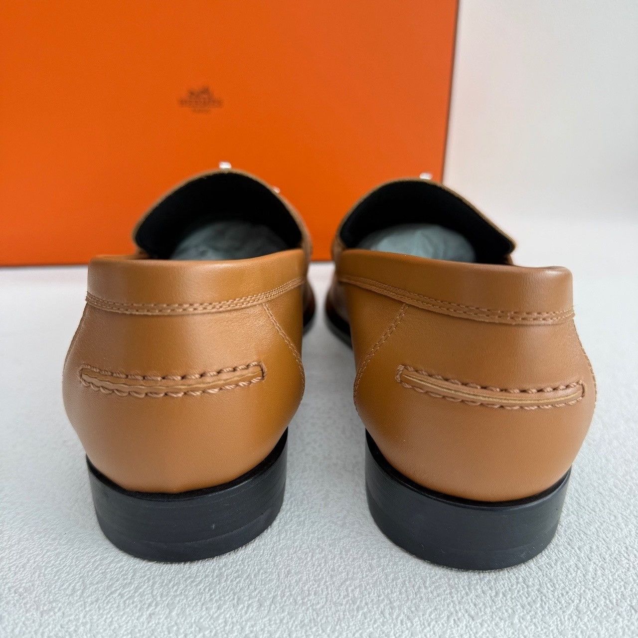 Hermes Hermes Destin Leather Loafers Size 38.5 Size US 8.5 / IT 38.5 - 7 Thumbnail