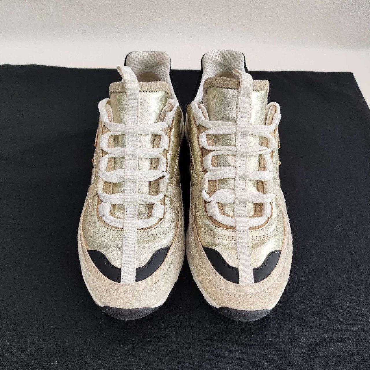 Chanel Chanel Metallic Gold Leather Sneakers Size 37 Size US 7 / IT 37 - 3 Thumbnail