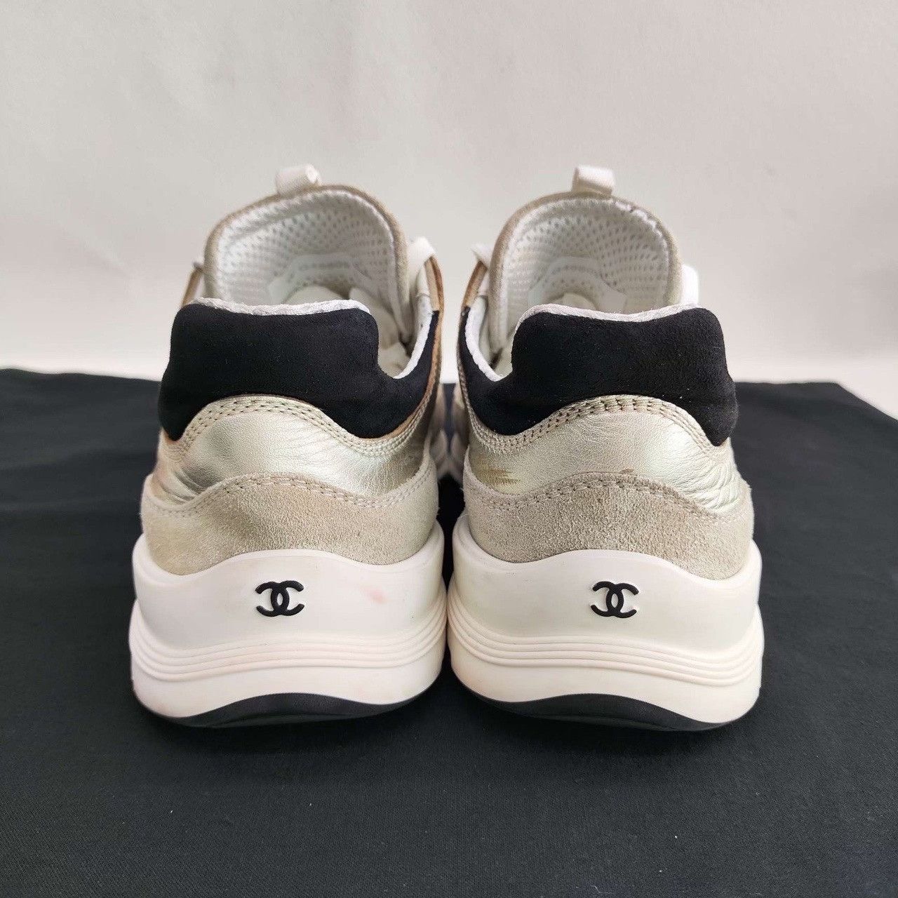 Chanel Chanel Metallic Gold Leather Sneakers Size 37 Size US 7 / IT 37 - 10 Thumbnail