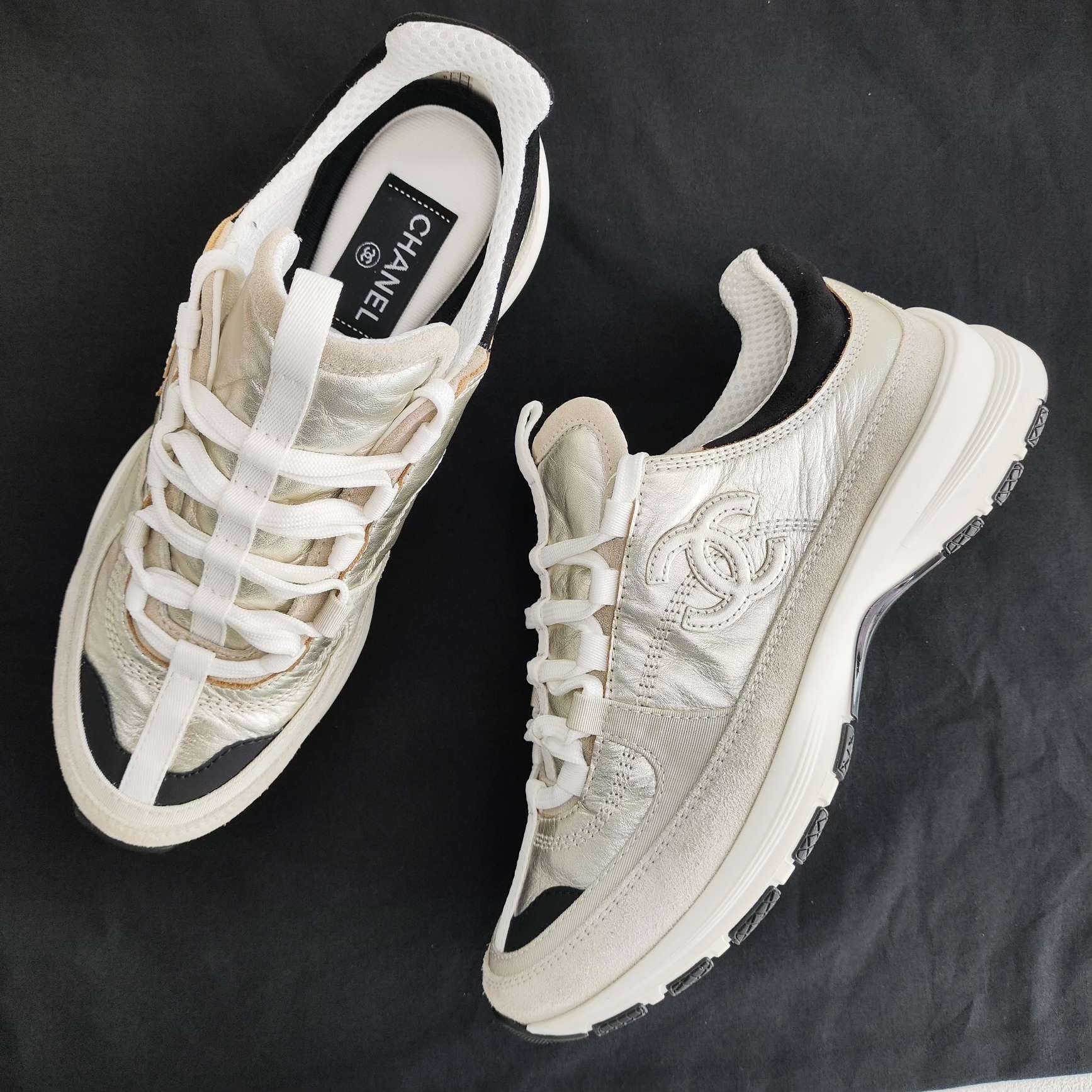 Chanel Chanel Metallic Leather Low-Top Sneakers Size 37 Size US 7 / IT 37 - 9 Thumbnail