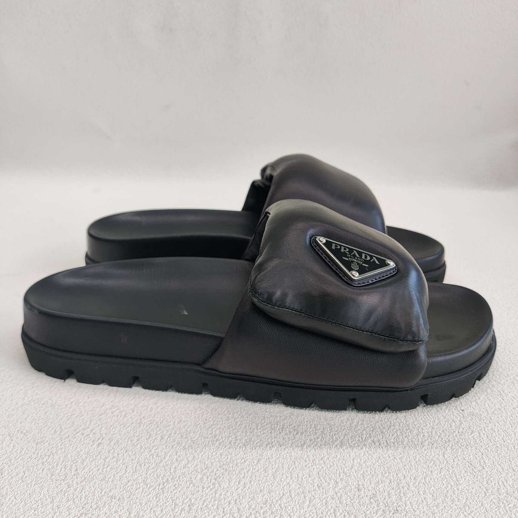 Prada Prada Logo Padded Leather Slides Size 37.5 Size US 7.5 / IT 37.5 - 5 Thumbnail