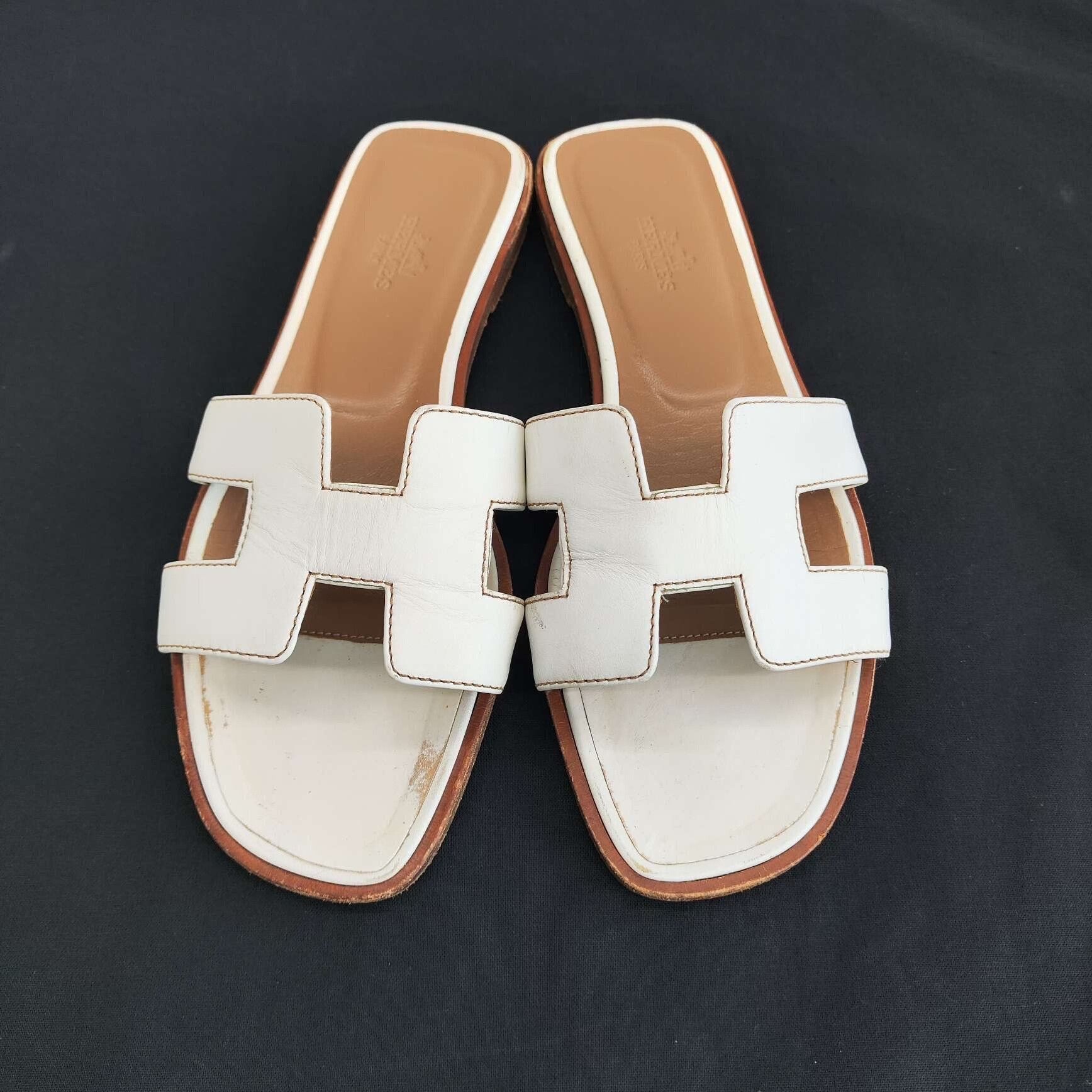 Hermes Hermès White Oran Sandals Size 36 Size US 6 / IT 36 - 3 Thumbnail