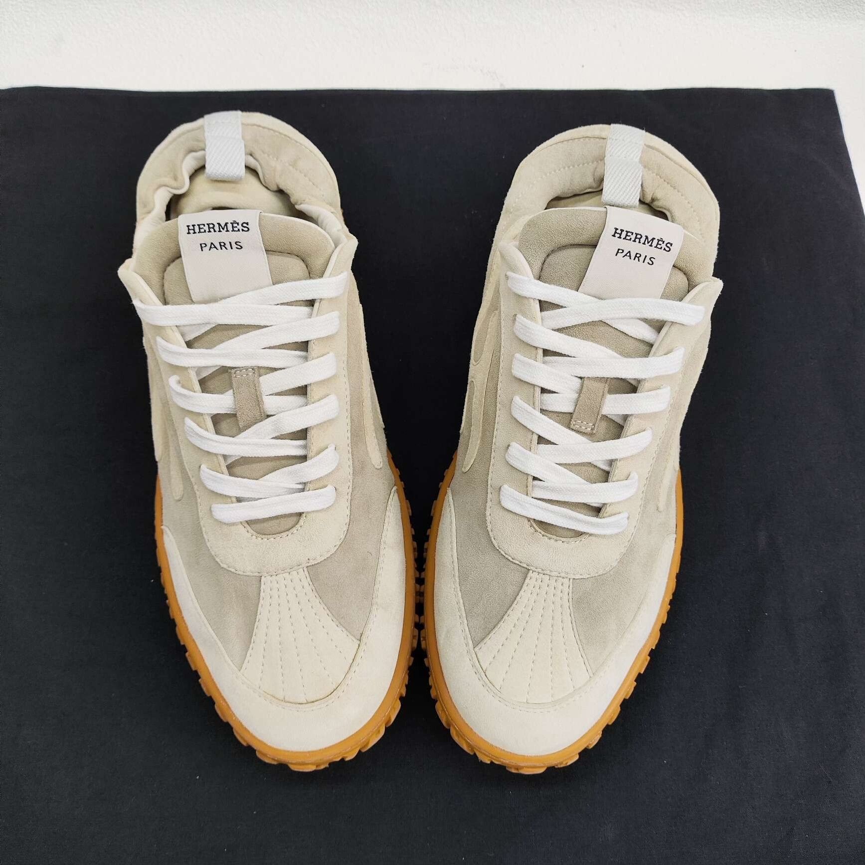 Hermes Hermès Jet Suede Low-Top Sneakers Size 41 Size US 8 / EU 41 - 10 Thumbnail