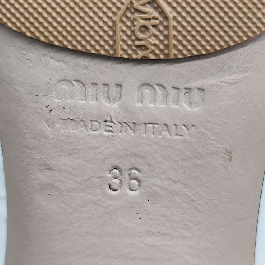 Miu Miu Miu Miu Pearl Chain Patent Heels Size 36 Size US 6 / IT 36 - 7 Thumbnail