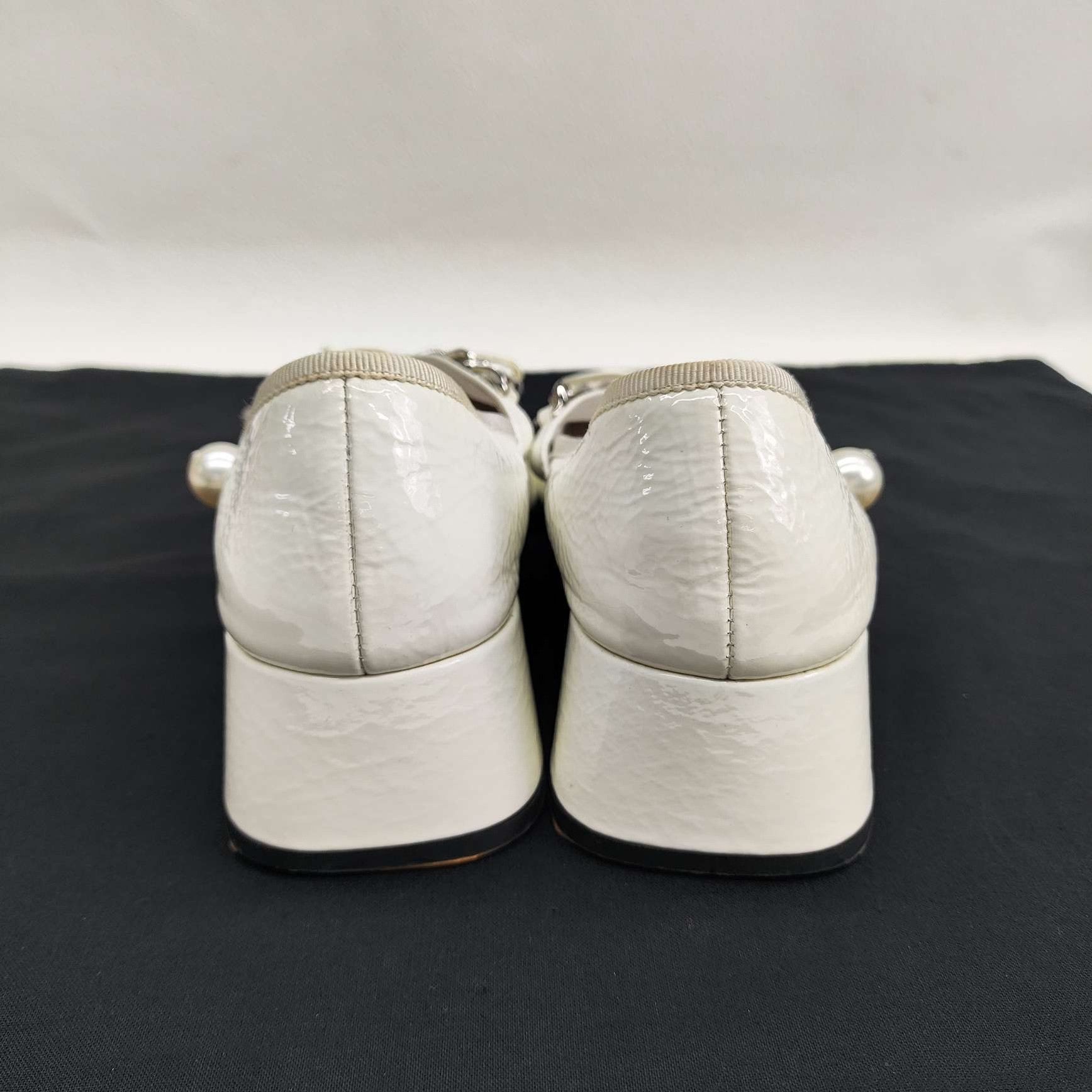 Miu Miu Miu Miu Pearl Chain Patent Heels Size 36 Size US 6 / IT 36 - 6 Thumbnail