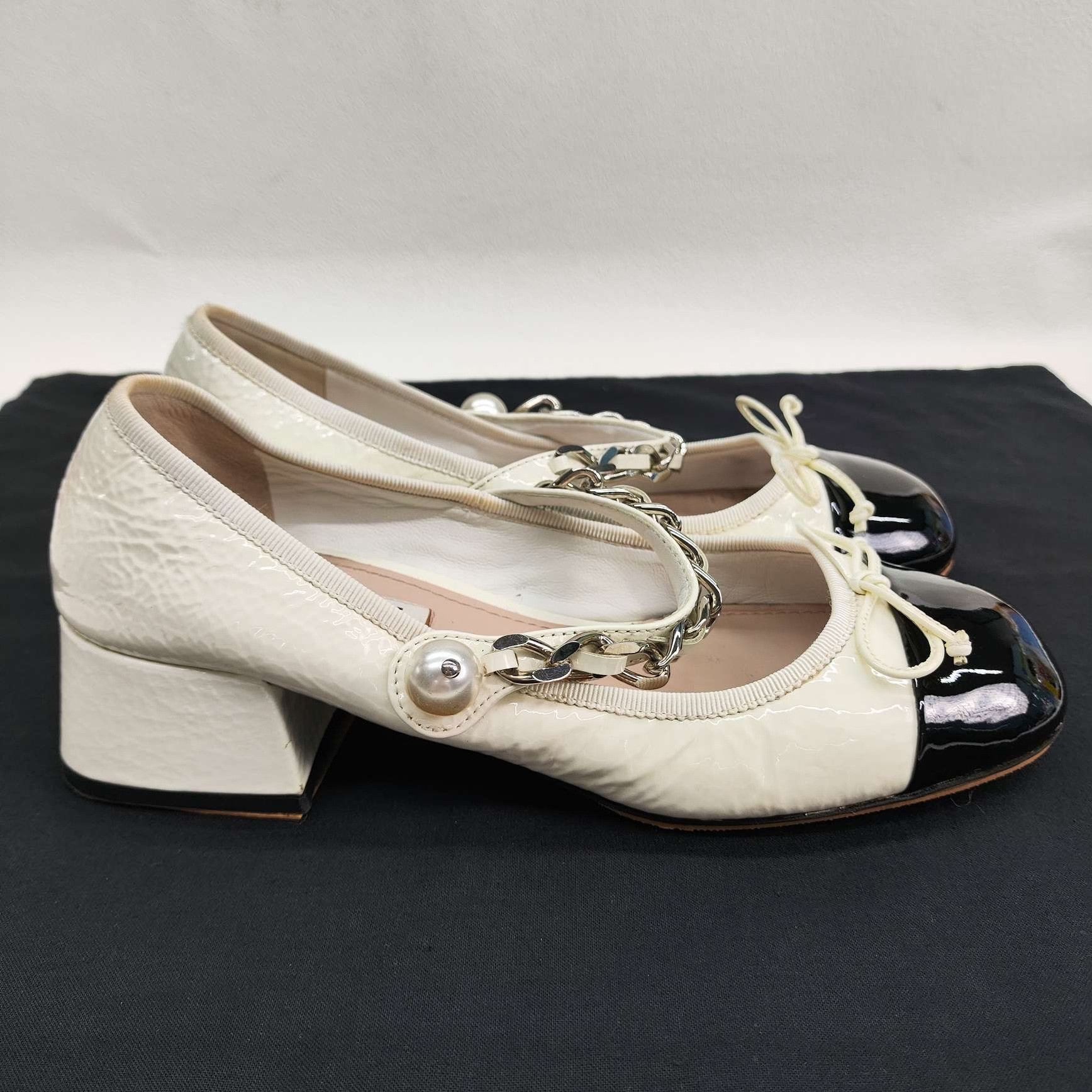Miu Miu Miu Miu Pearl Chain Patent Heels Size 36 Size US 6 / IT 36 - 5 Thumbnail