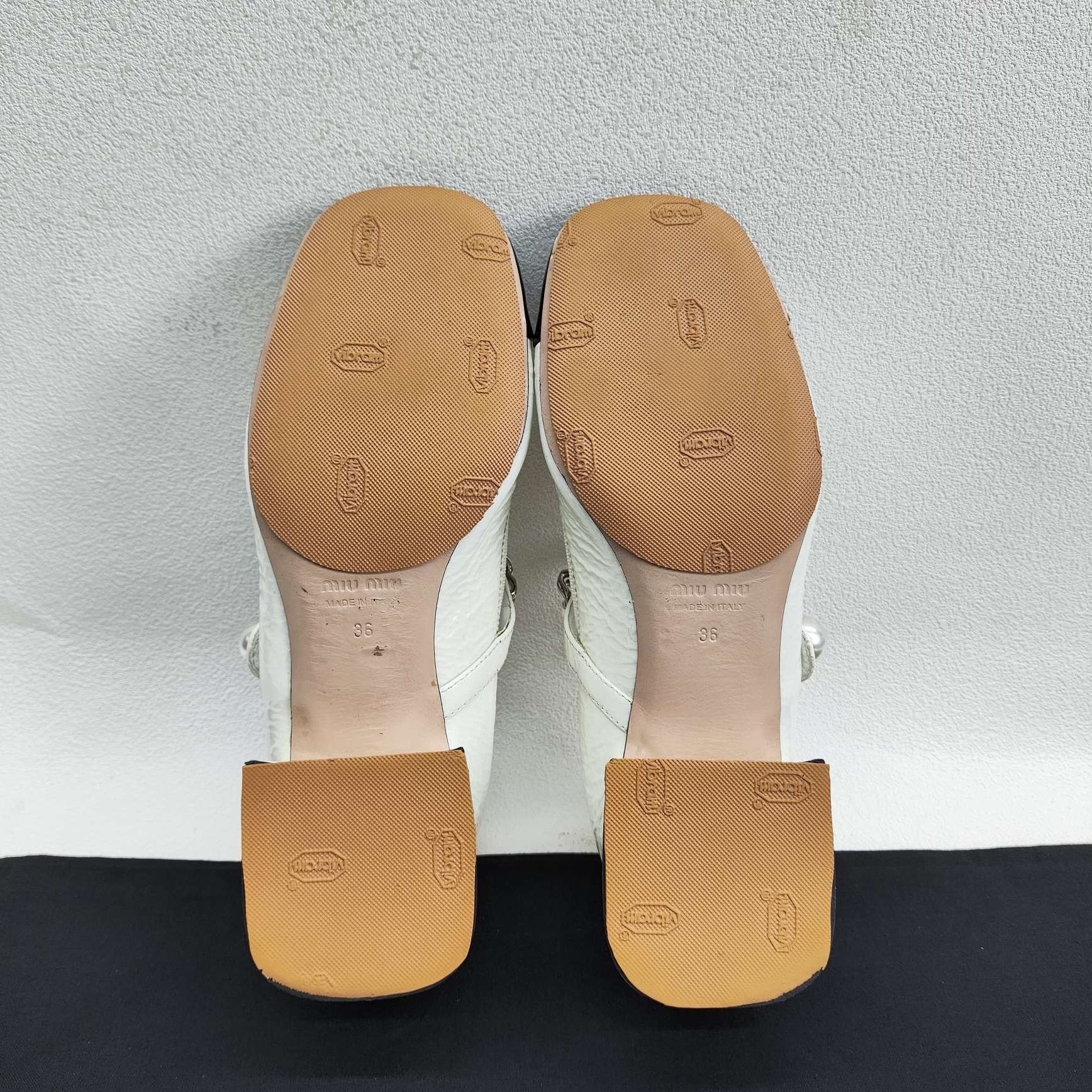 Miu Miu Miu Miu Pearl Chain Patent Heels Size 36 Size US 6 / IT 36 - 8 Thumbnail