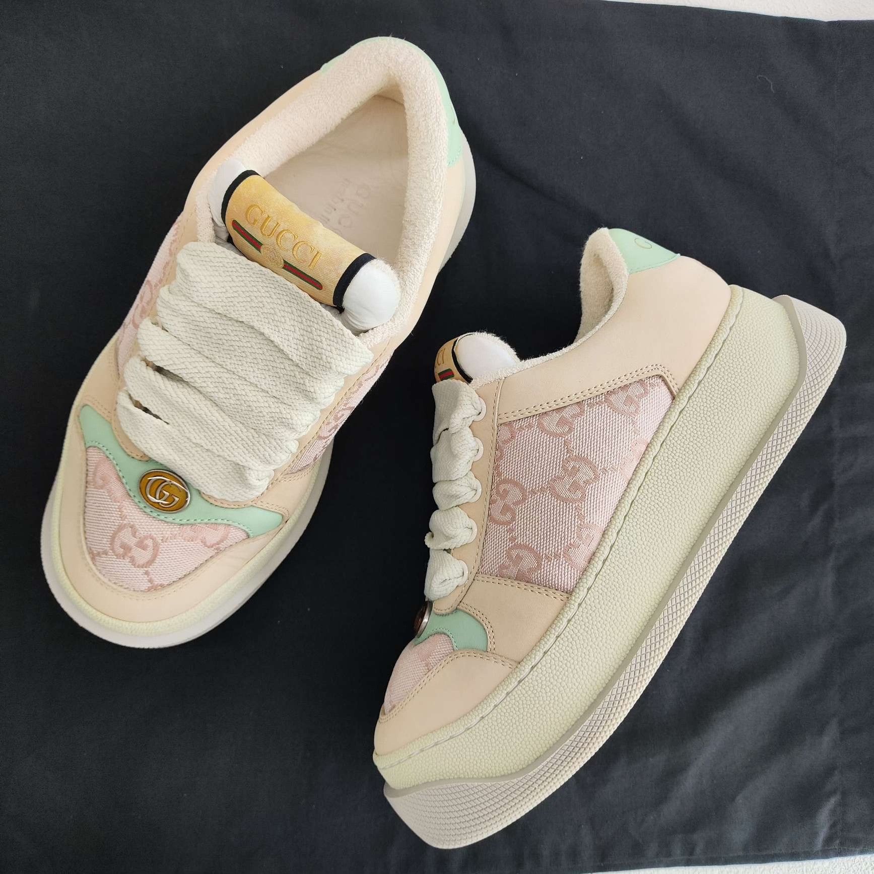 Gucci Gucci Screener GG Canvas Sneakers Size 34.5 Size US 4.5 / IT 34.5 - 9 Thumbnail