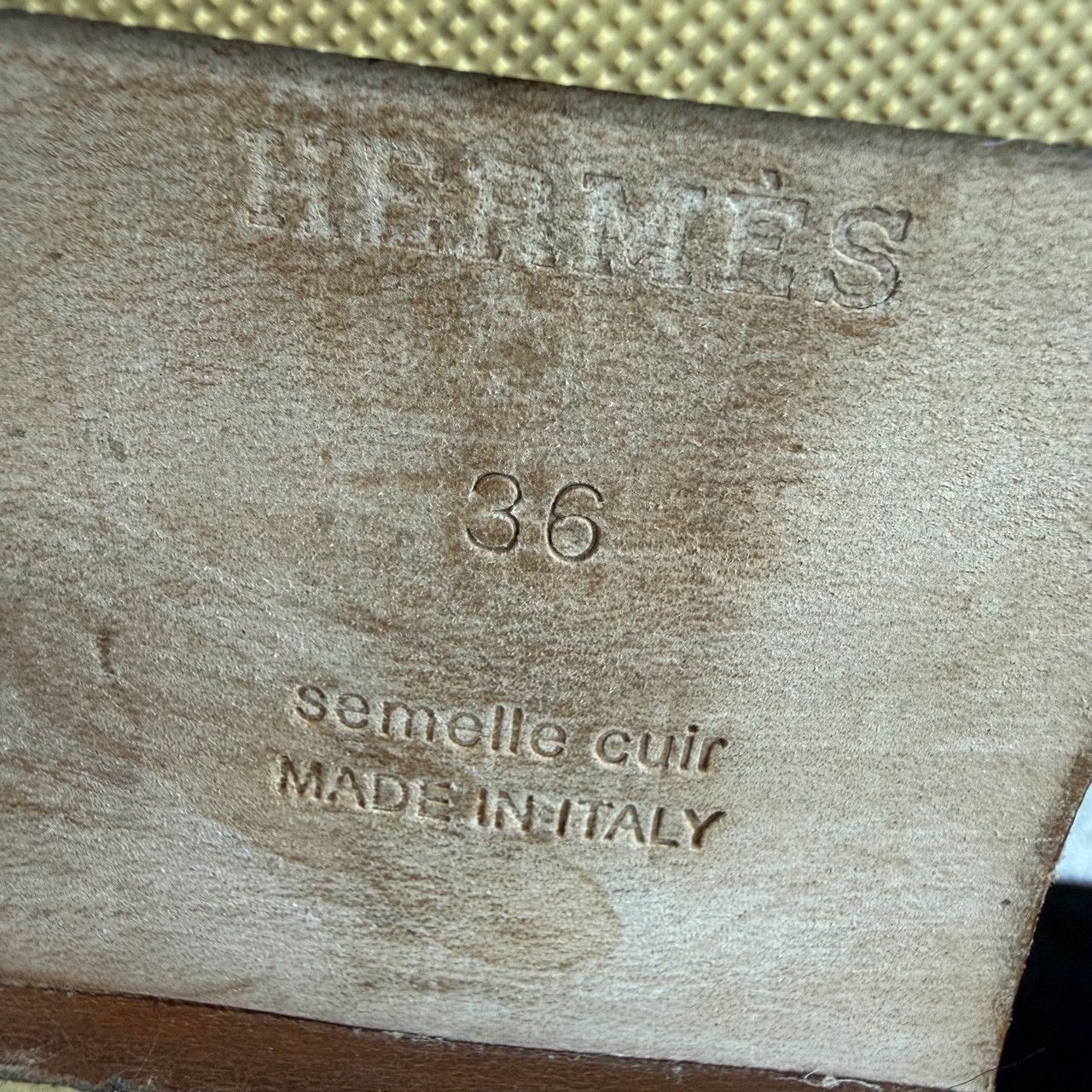 Hermes Hermès Oran White Leather Sandals Size 36 Size US 6 / IT 36 - 9 Thumbnail