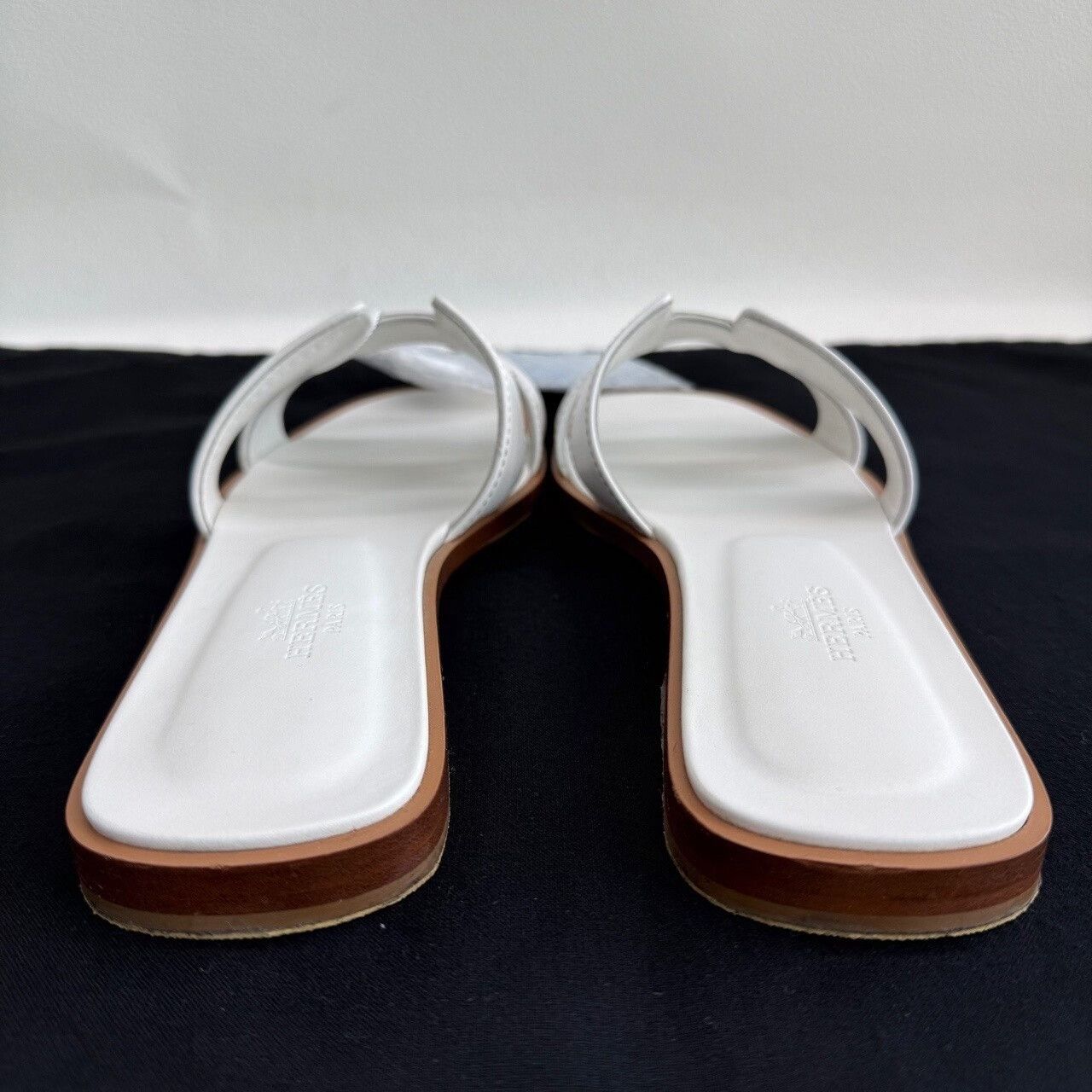 Hermes Hermès Oran White Leather Sandals Size 36 Size US 6 / IT 36 - 5 Thumbnail