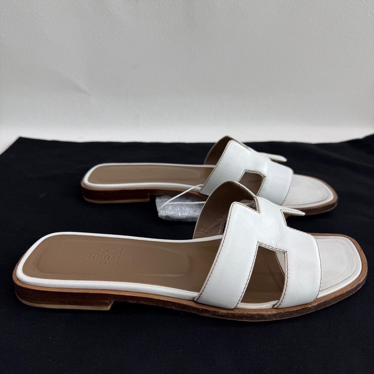 Hermes Hermès Oran Leather Sandals Size 36 Size US 6 / IT 36 - 5 Thumbnail