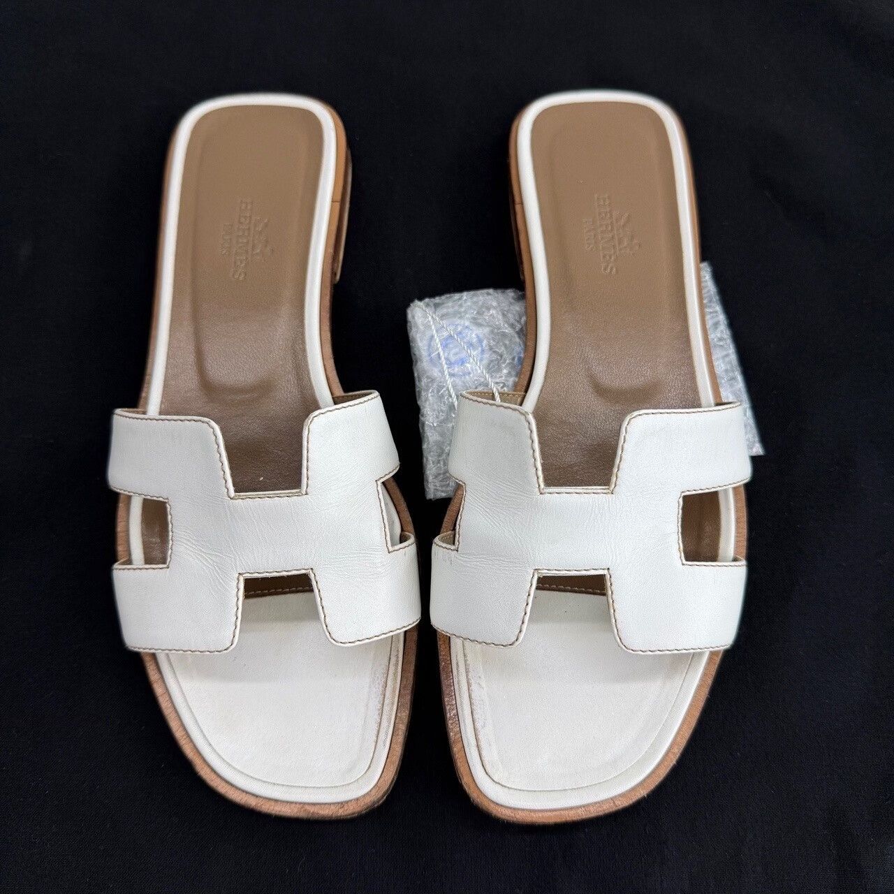 Hermes Hermès Oran Leather Sandals Size 36 Size US 6 / IT 36 - 10 Thumbnail
