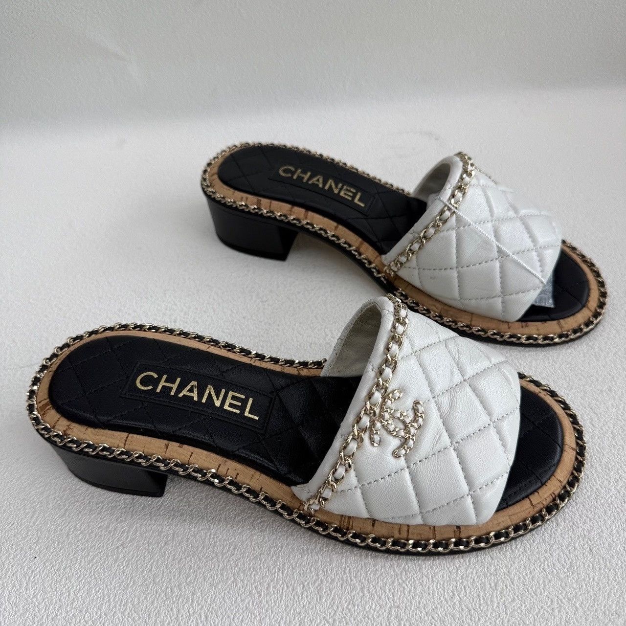 Chanel Chanel Quilted Leather Chain Sandals Size 36 Size US 6 / IT 36 - 4 Thumbnail