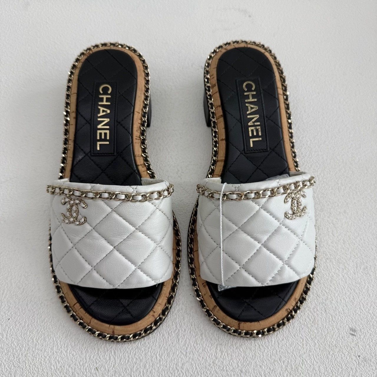 Chanel Chanel Quilted Leather Chain Sandals Size 36 Size US 6 / IT 36 - 3 Thumbnail