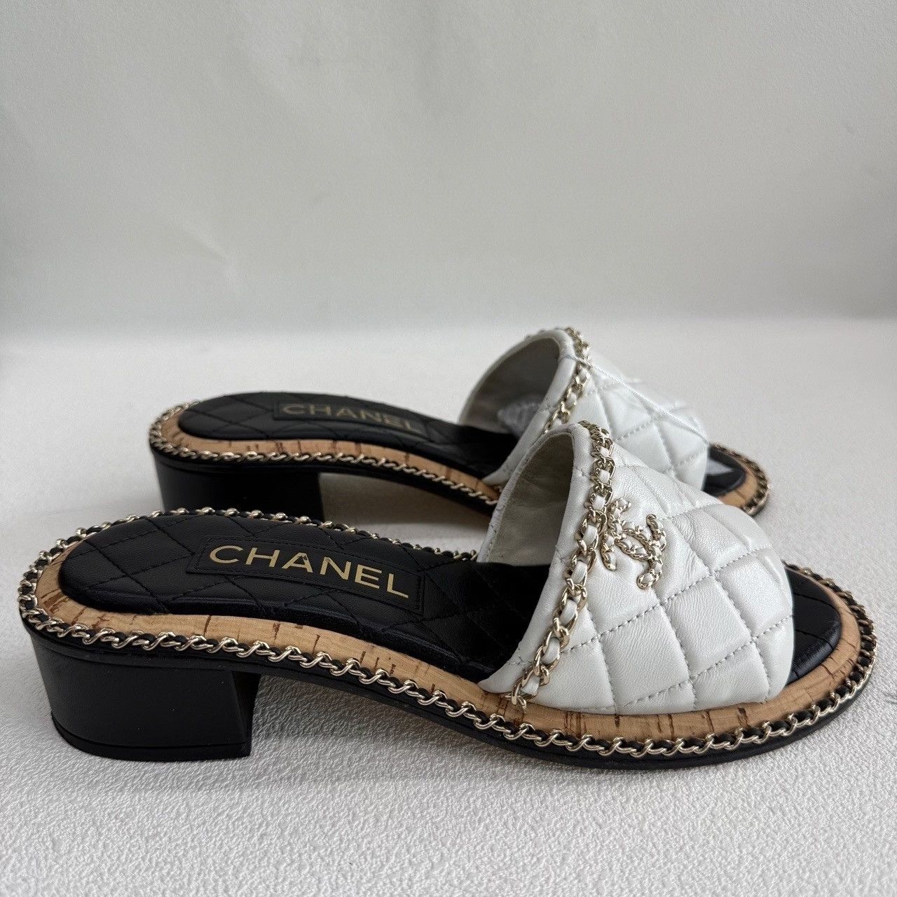 Chanel Chanel Quilted Leather Chain Sandals Size 36 Size US 6 / IT 36 - 5 Thumbnail