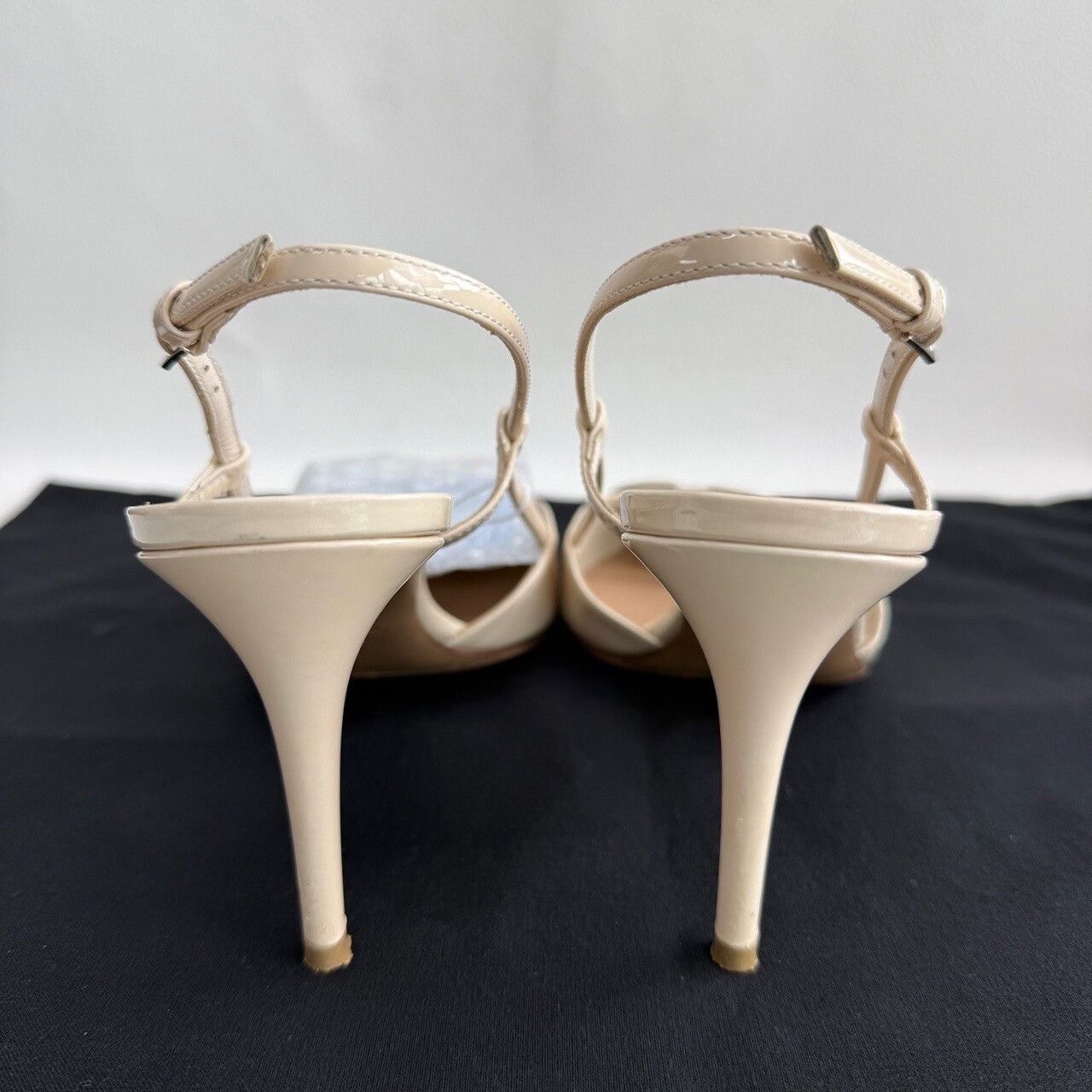 Valentino Valentino VLogo Patent Slingback Heels Size 38.5 Size US 8.5 / IT 38.5 - 5 Thumbnail