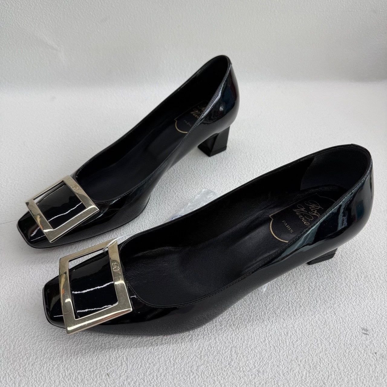 Roger Vivier Roger Vivier Patent Leather Buckle Heels Size 36.5 Size US 6.5 / IT 36.5 - 2 Thumbnail