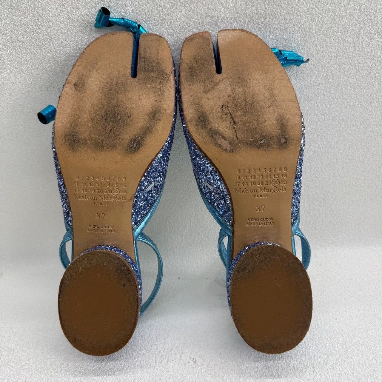Maison Margiela Maison Margiela Blue Glitter Tabi Heels Size 37 Size US 7 / IT 37 - 8 Thumbnail