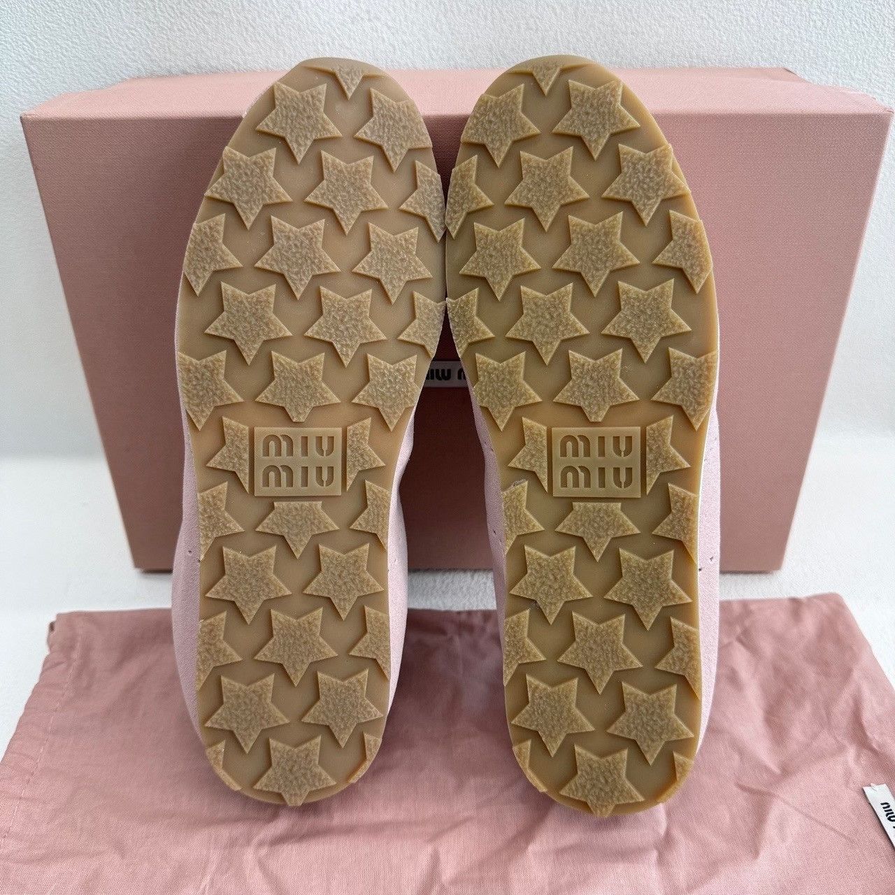 Miu Miu Miu Miu Plume Suede Low-Top Sneakers Pink Size 36 Size US 6 / IT 36 - 9 Thumbnail
