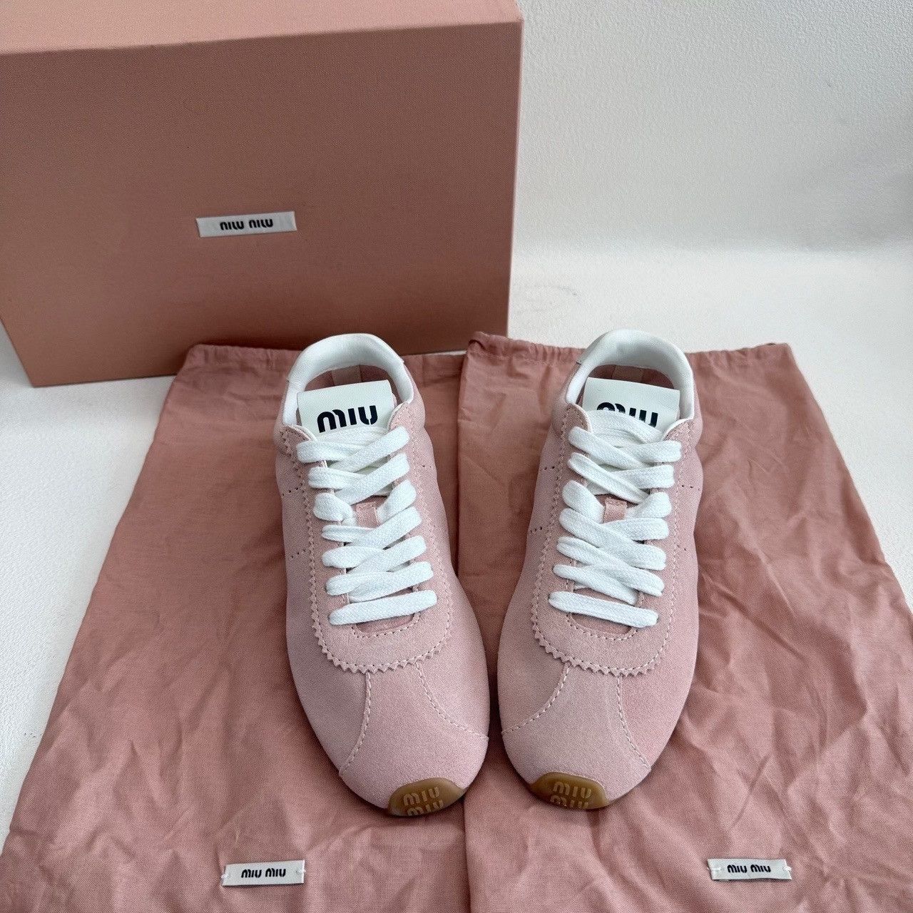 Miu Miu Miu Miu Plume Suede Low-Top Sneakers Pink Size 36 Size US 6 / IT 36 - 2 Thumbnail
