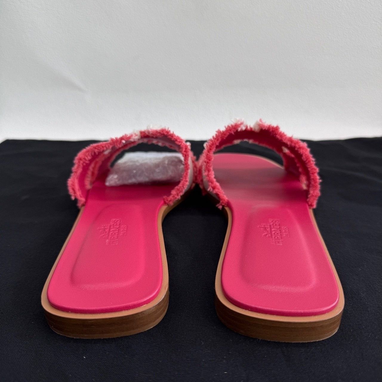 Hermes Hermès Fringed Oran Sandals Size 36 Size US 6 / IT 36 - 6 Thumbnail
