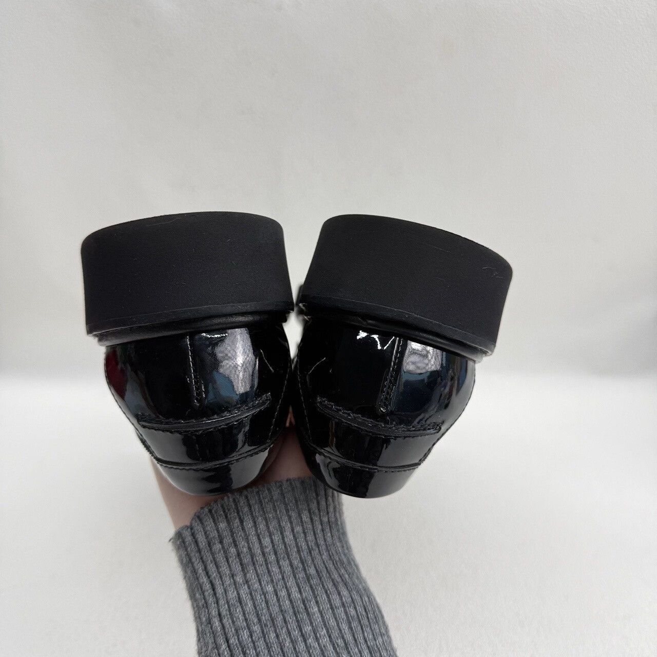 Roger Vivier Roger Vivier Crystal Buckle Loafers Size 35.5 Size US 5.5 / IT 35.5 - 7 Thumbnail