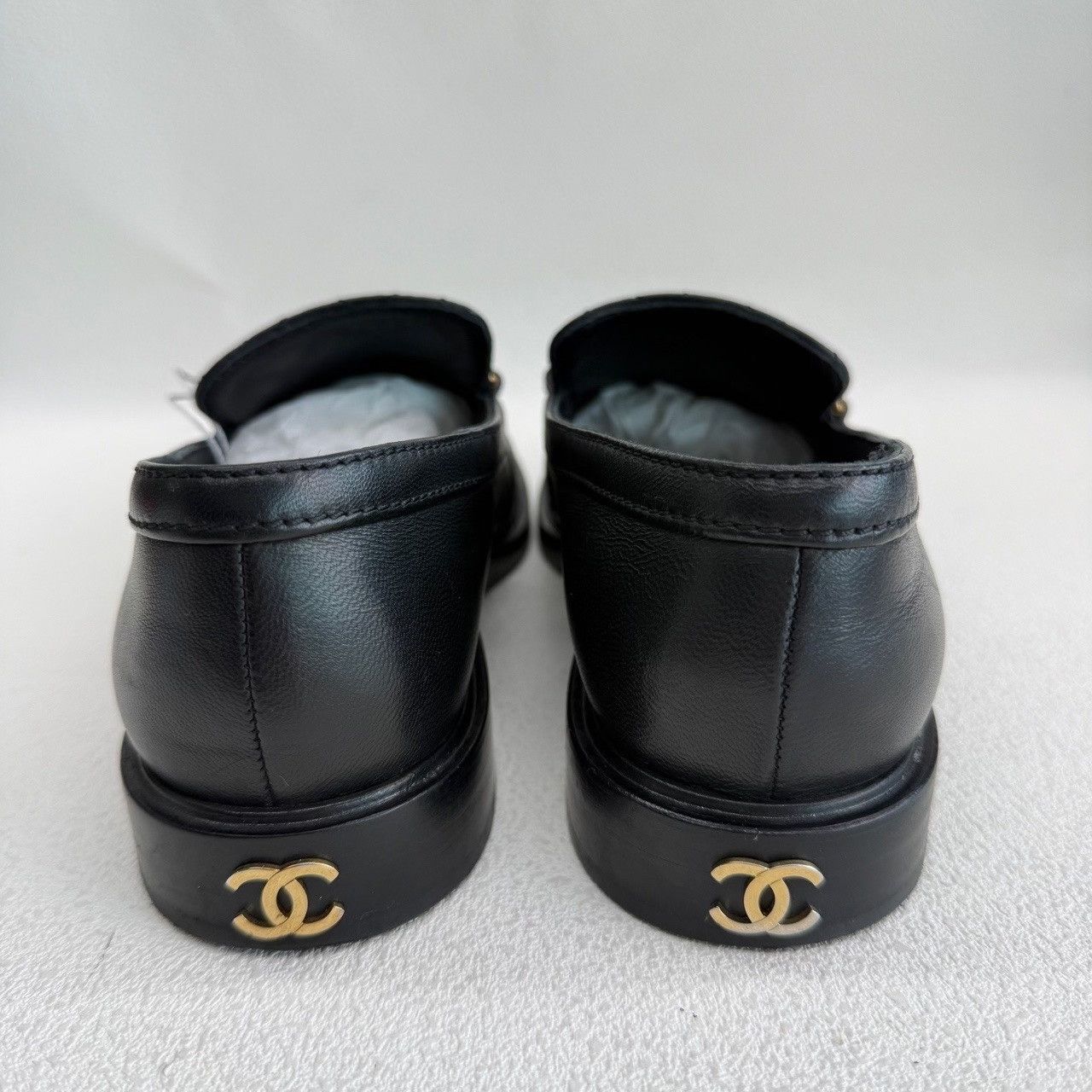 Chanel Chanel Quilted Chain Loafers Size 36.5 Size US 6.5 / IT 36.5 - 6 Thumbnail