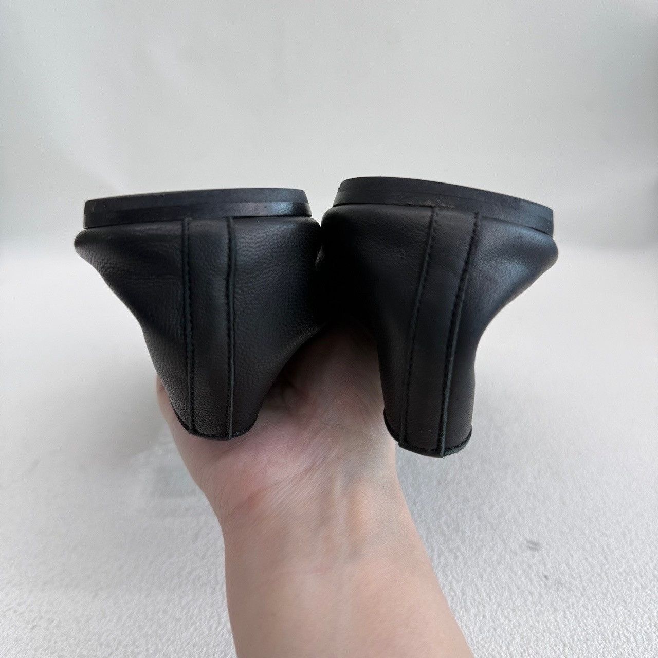 Maison Margiela Maison Margiela Tabi Ballet Flats Size 37 Size US 7 / IT 37 - 7 Thumbnail